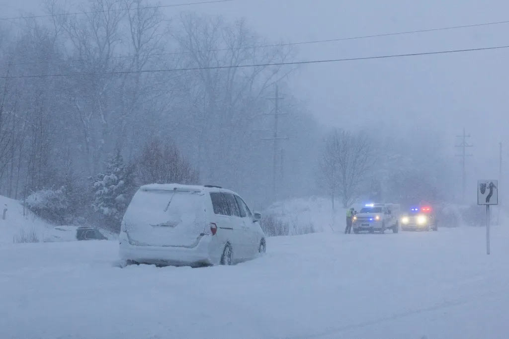 Winter Storm Warning As 3 Feet of Snow To Strike Thursday - Newsweek