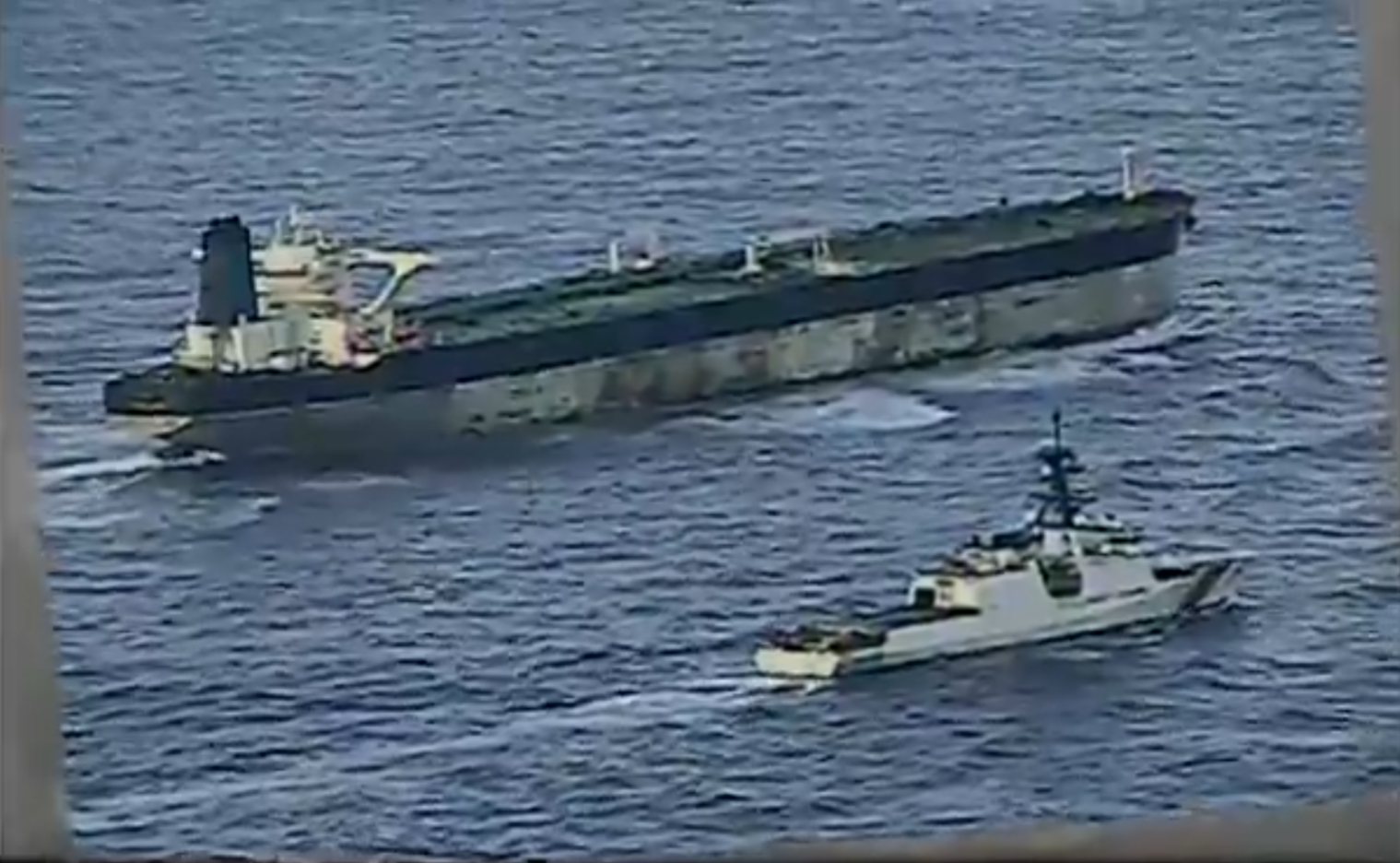 newsweek.com - Shane Croucher - Russia praises Trump White House for latest oil tanker move