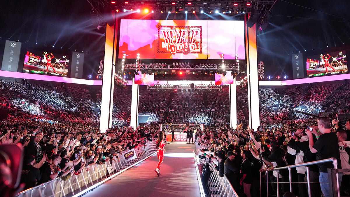 WWE Hall of Famer Added to Monday Night Raw Roster