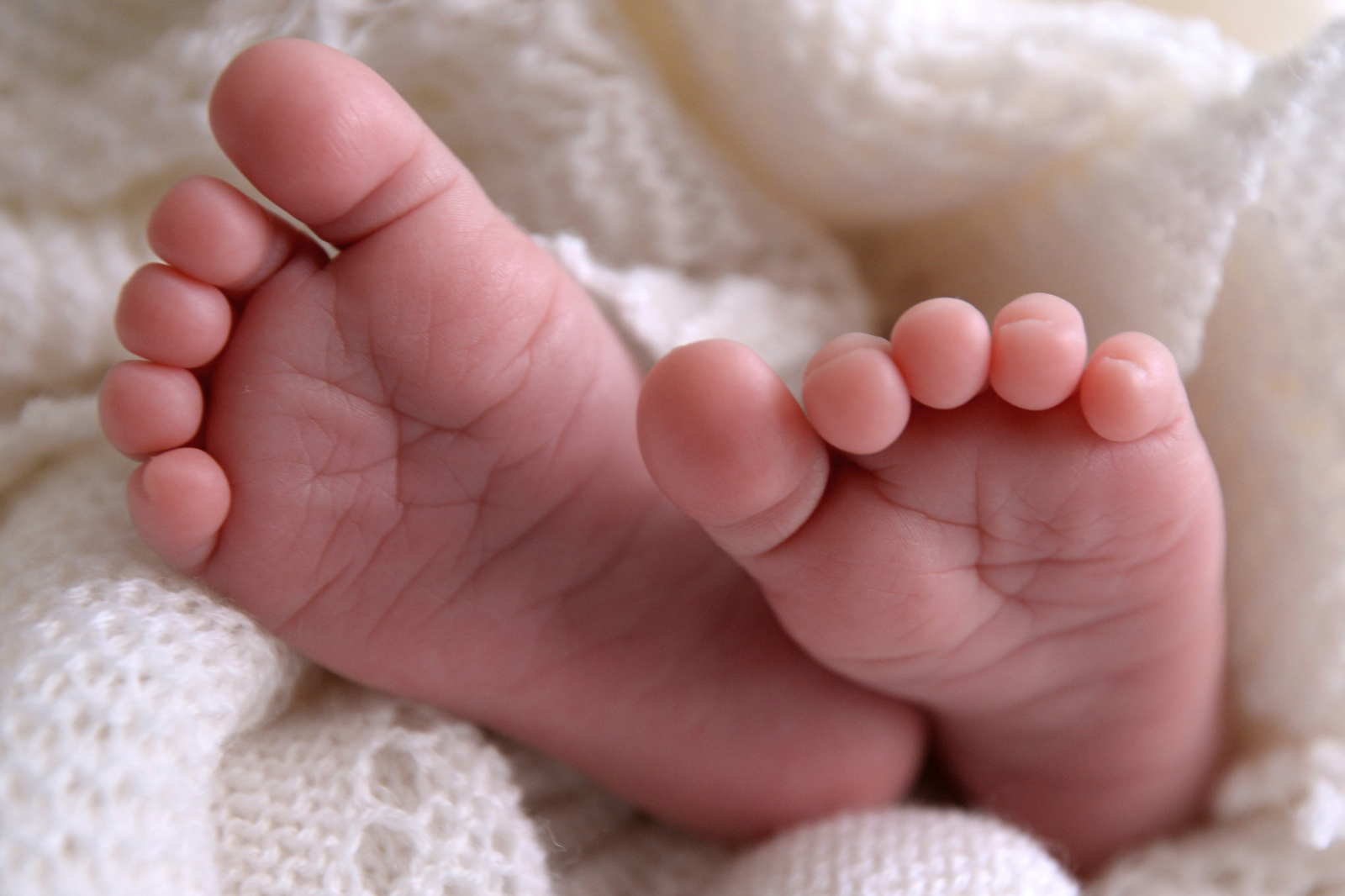 newsweek.com - Hugh Cameron - Shrinking US birth rate could cost economy $100 billion