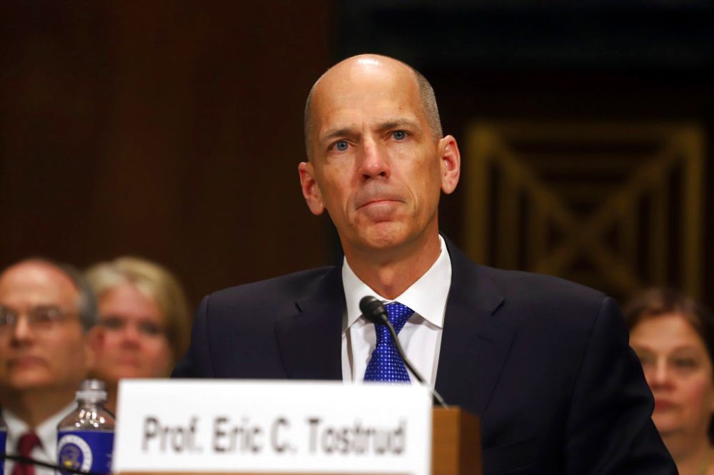 Trump-appointed judge orders DHS to pay migrant detained by ICE - Newsweek