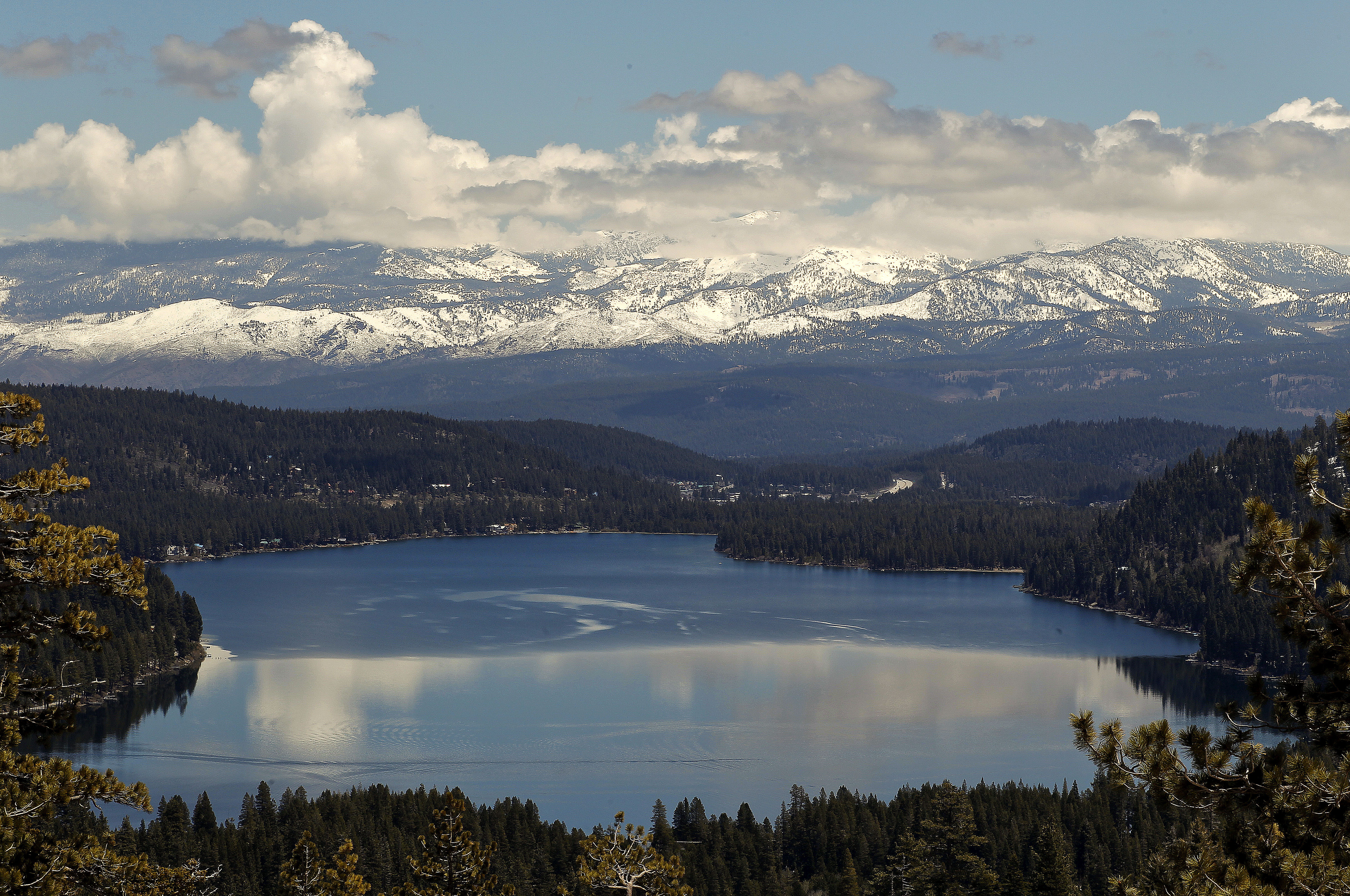 Emergency Officials Searching for Missing Skiers After California Avalanche