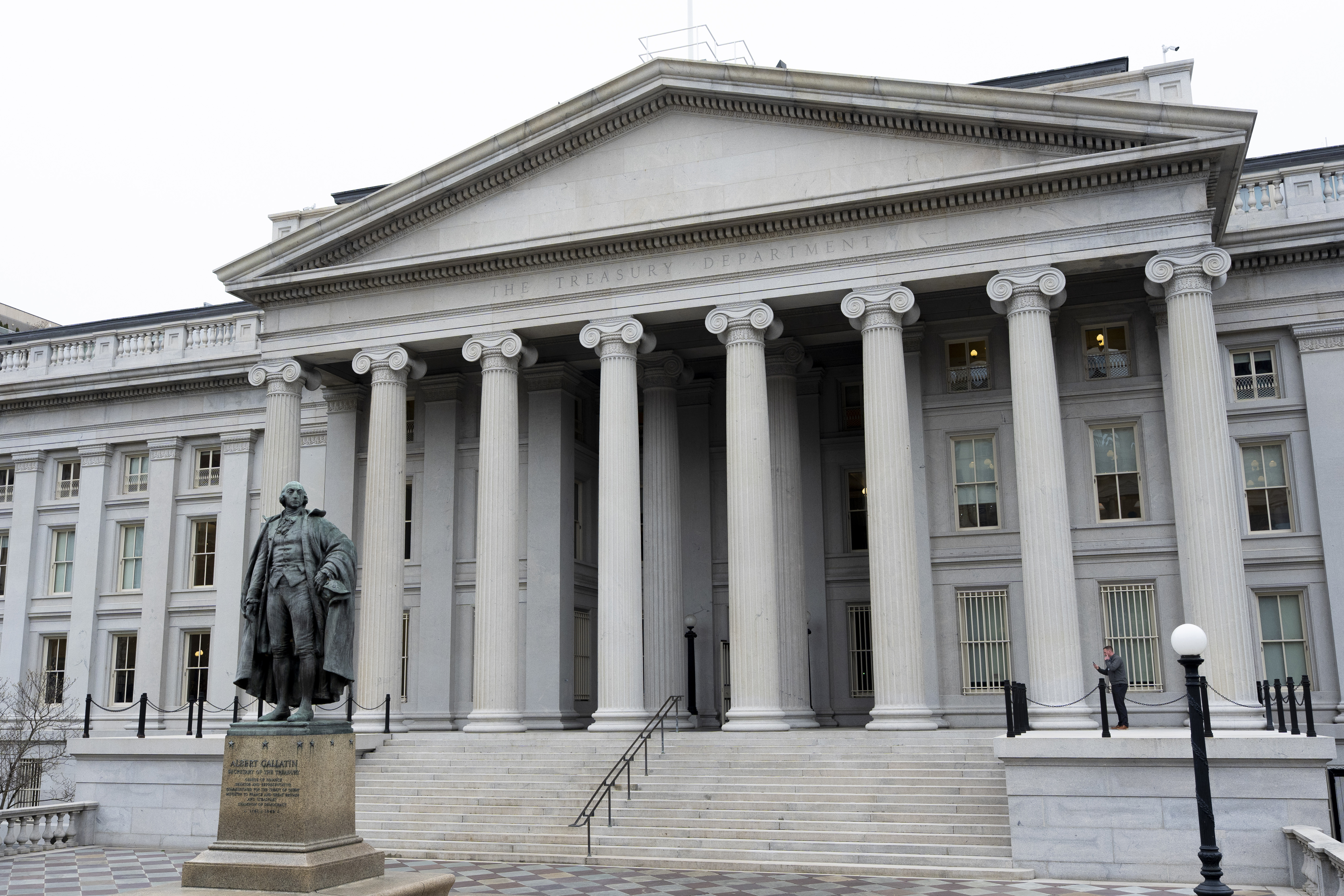 Republicans Issue Warning Over Ballooning US Debt