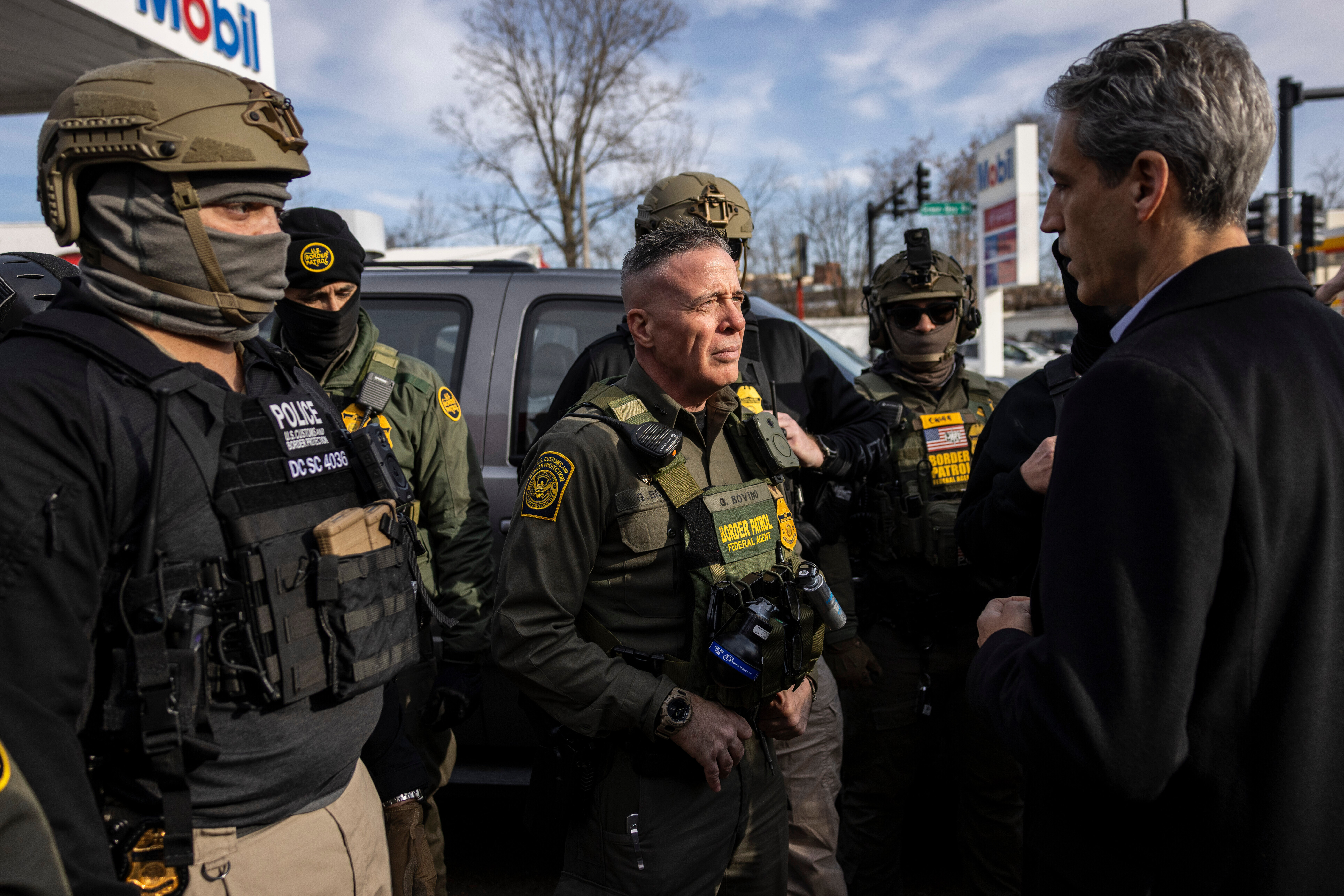 Prosecutors Told How To Charge ICE Agents