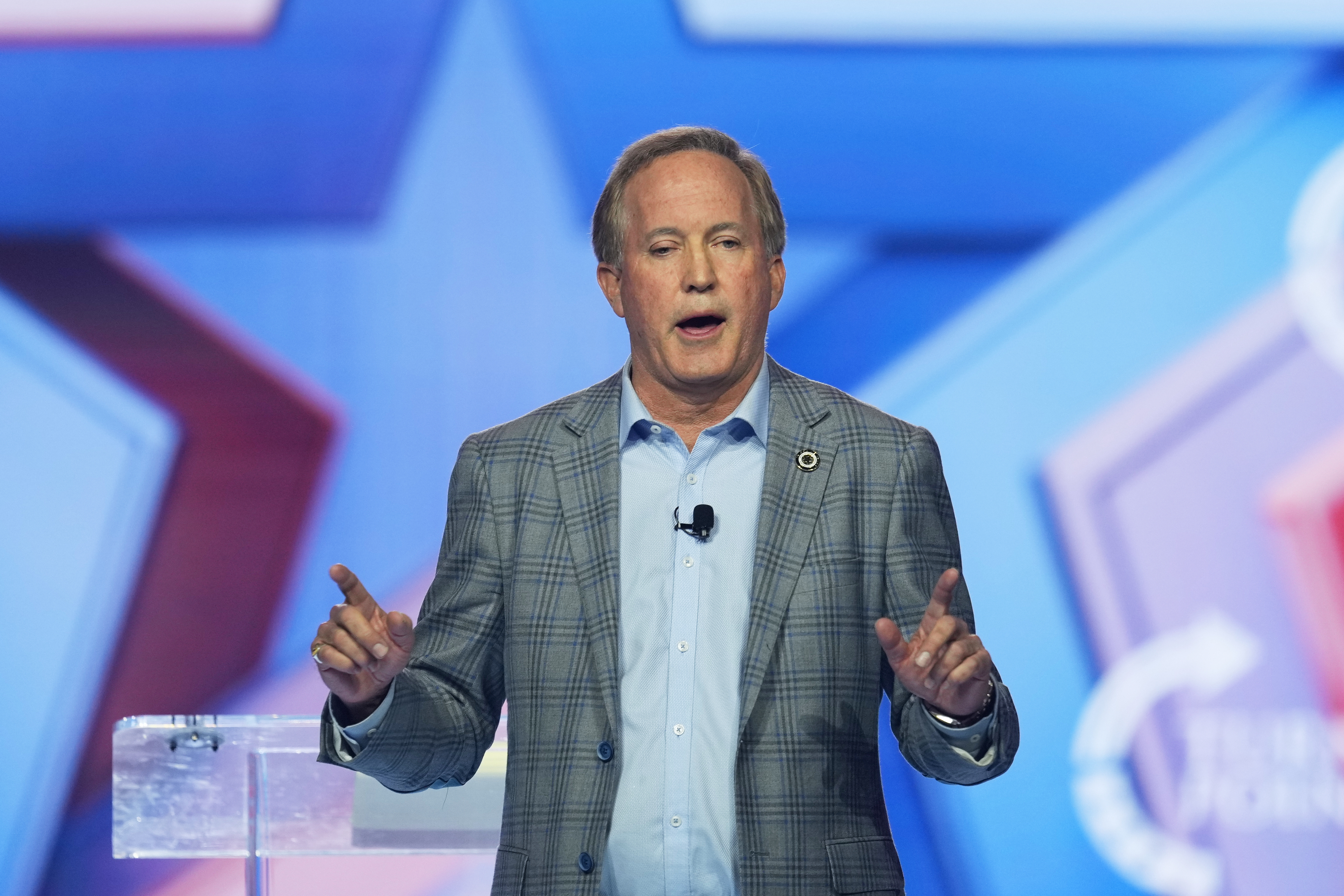 Texas Sues Children's Hospital, Doctor for 'Illegal' Trans Procedures