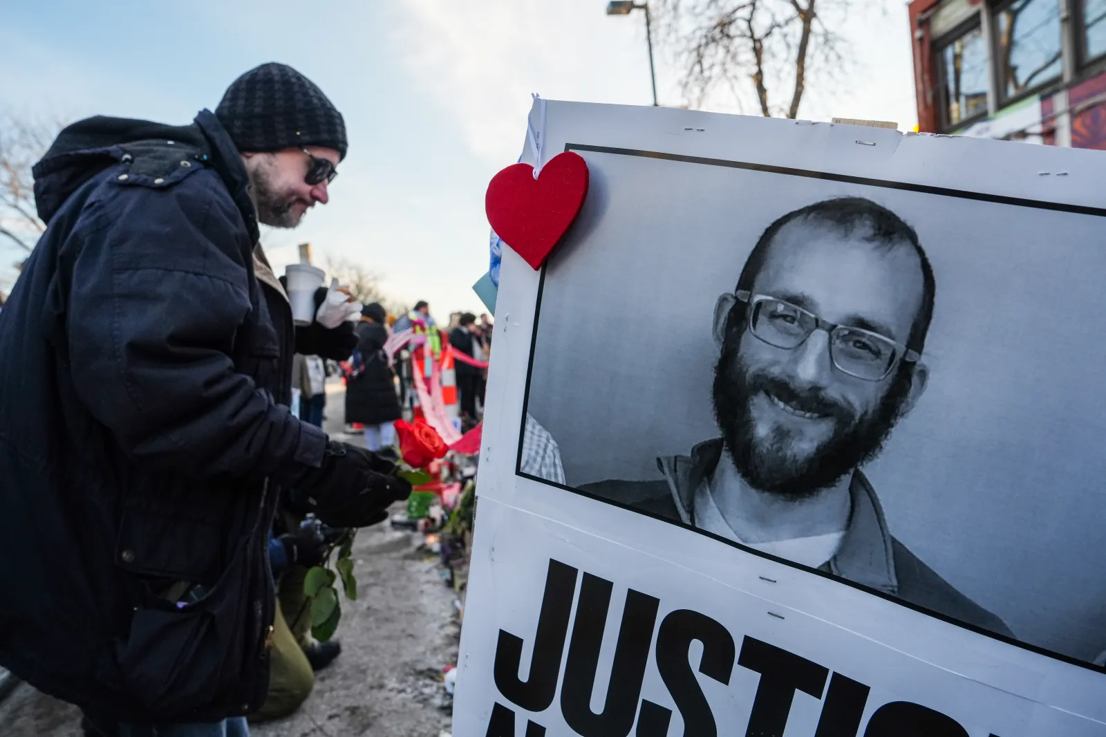 Federal Agents Who Shot Alex Pretti Identified: Report