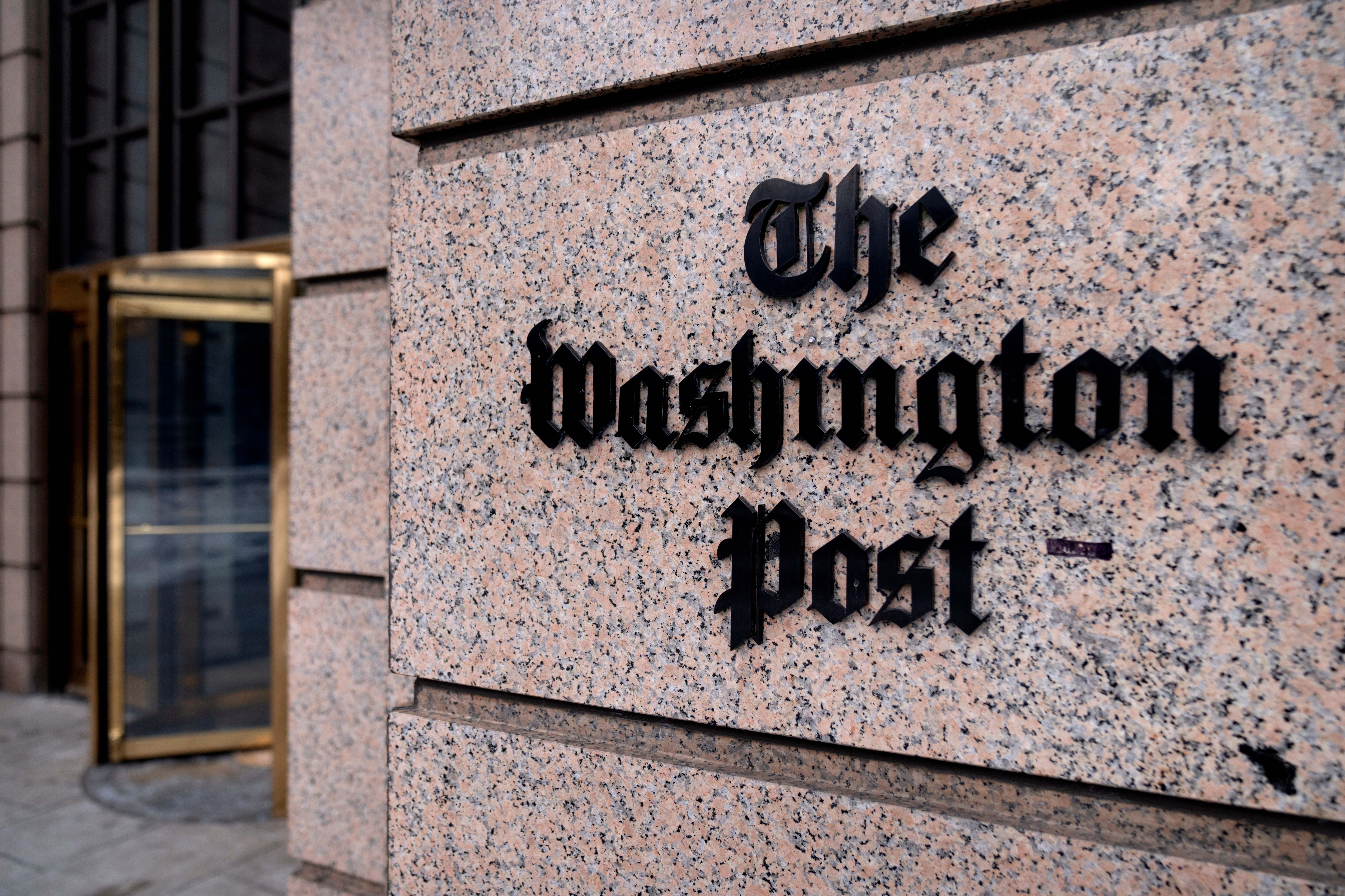 Washington Post Staffers on Widespread Layoffs: 'We're All Devastated'