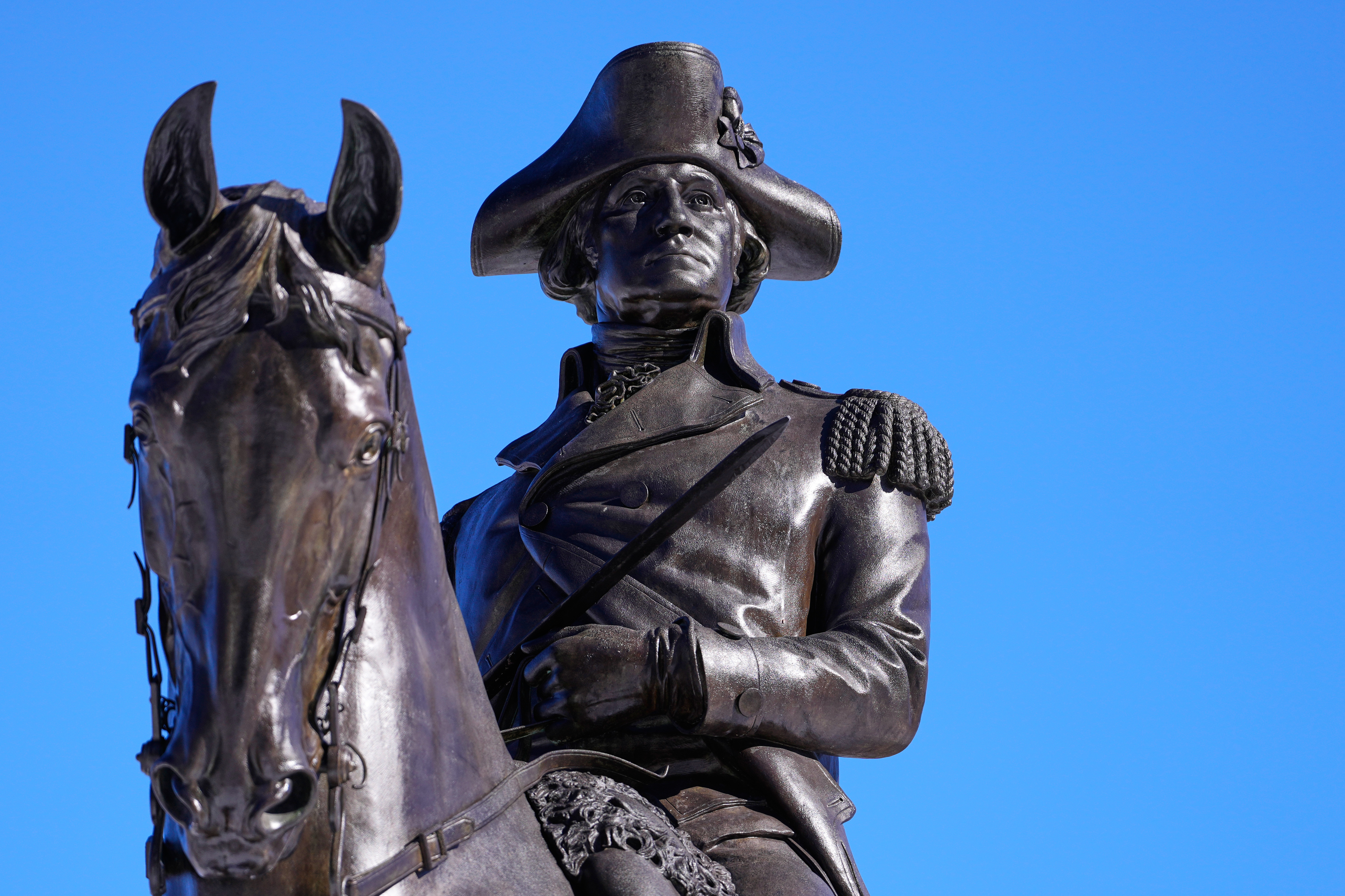 Uncommon Knowledge: Americans Don’t Want a War on History