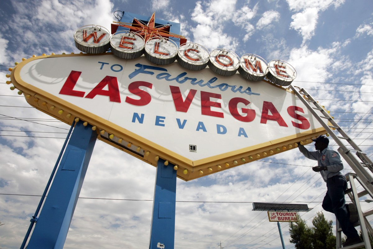 Wealthy Californians Are Fleeing to Las Vegas