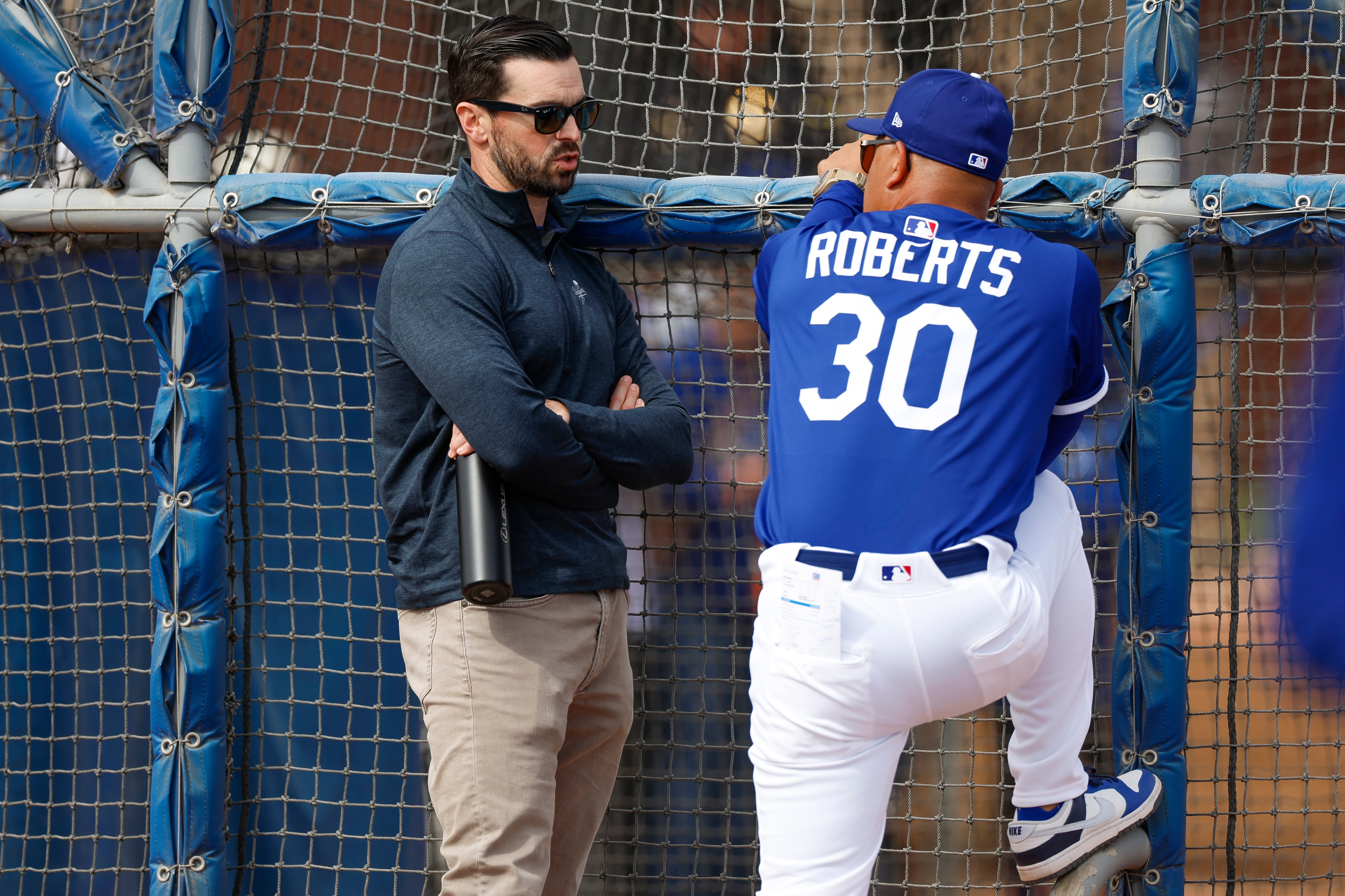 Dodgers GM Gives Strong Response After Support From Manny Machado, Bryce Harper