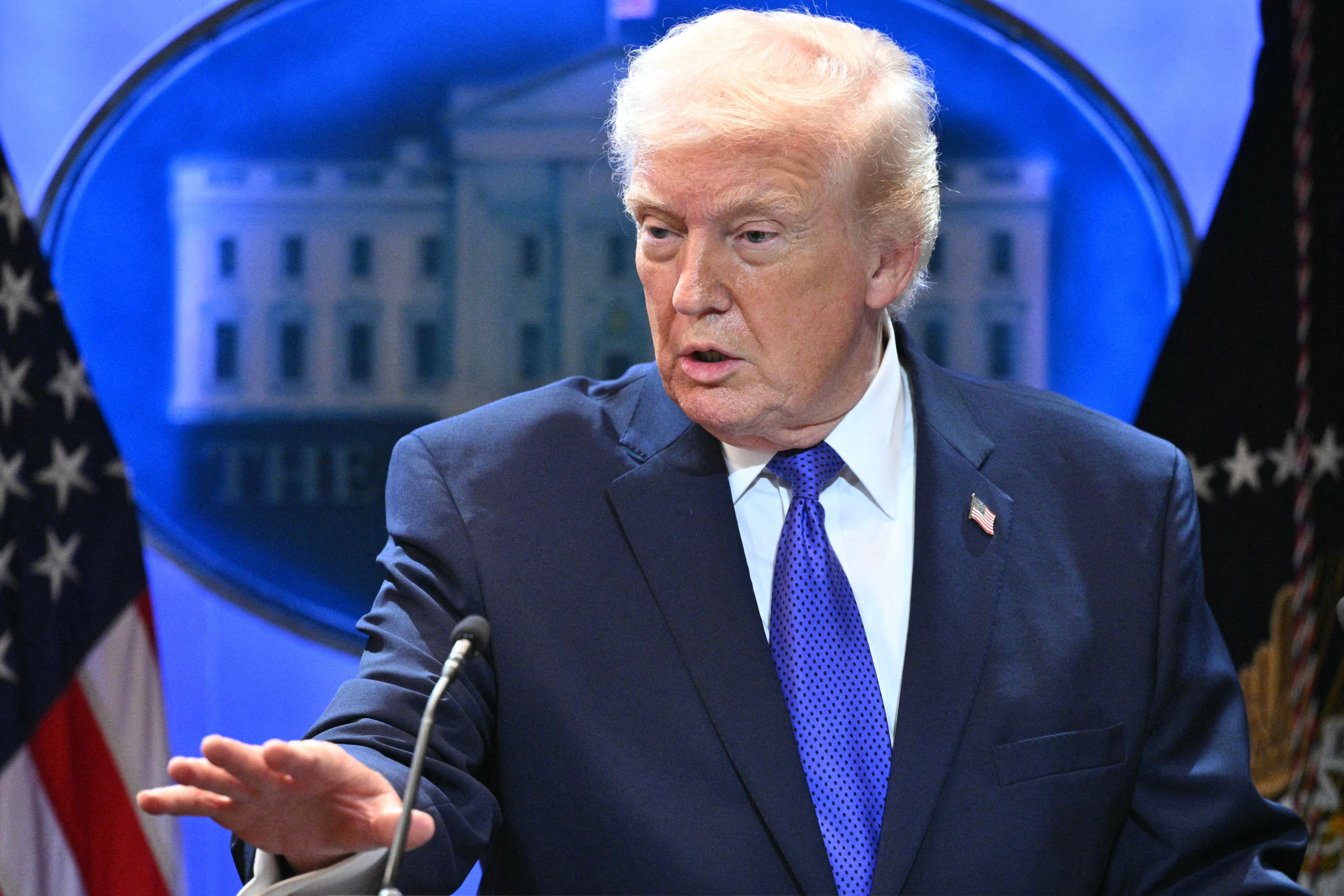 Americans To Receive Refund Checks From Trump’s Tariffs Under New Bill