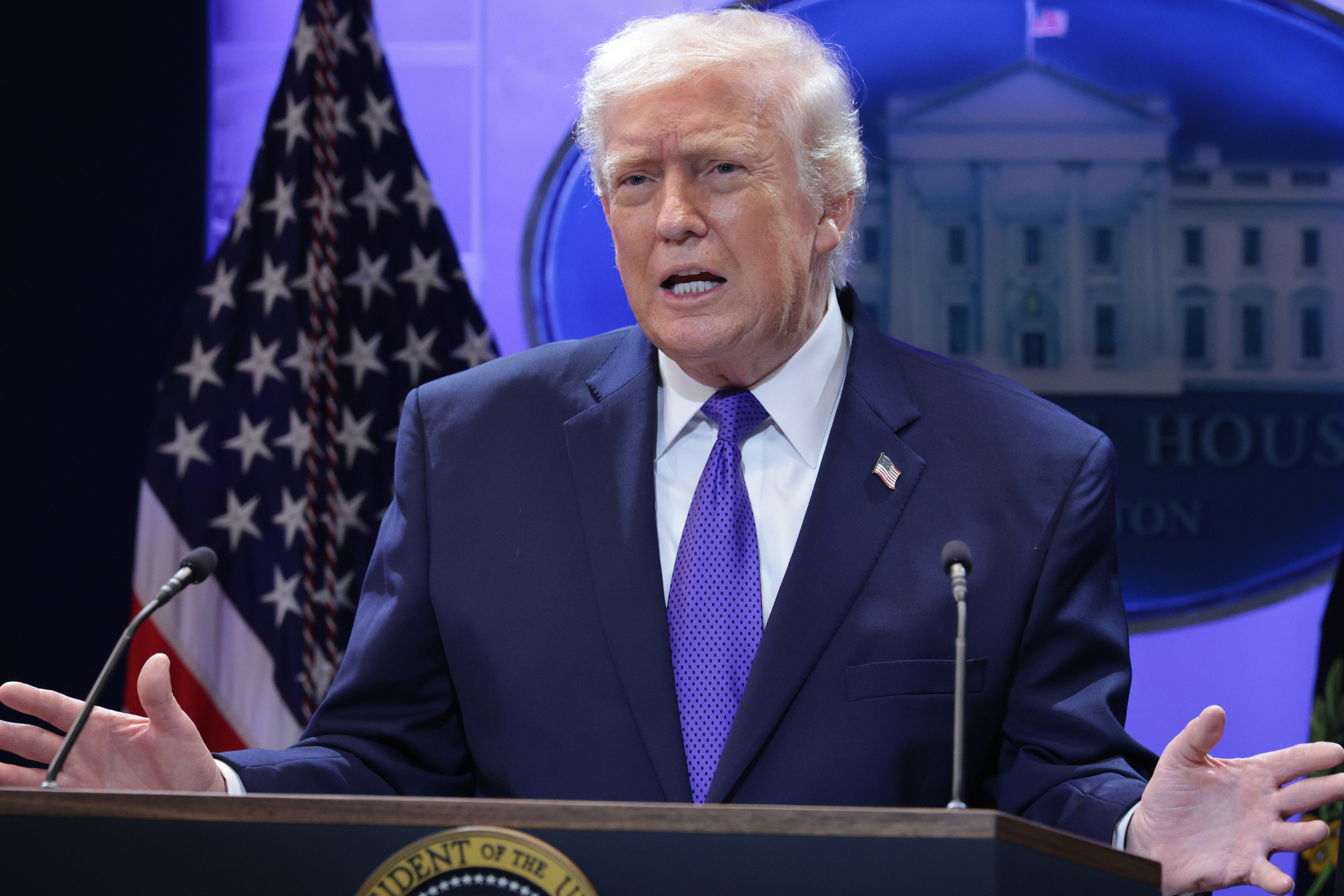 Donald Trump's Approval Rating Implodes With Independent Voters