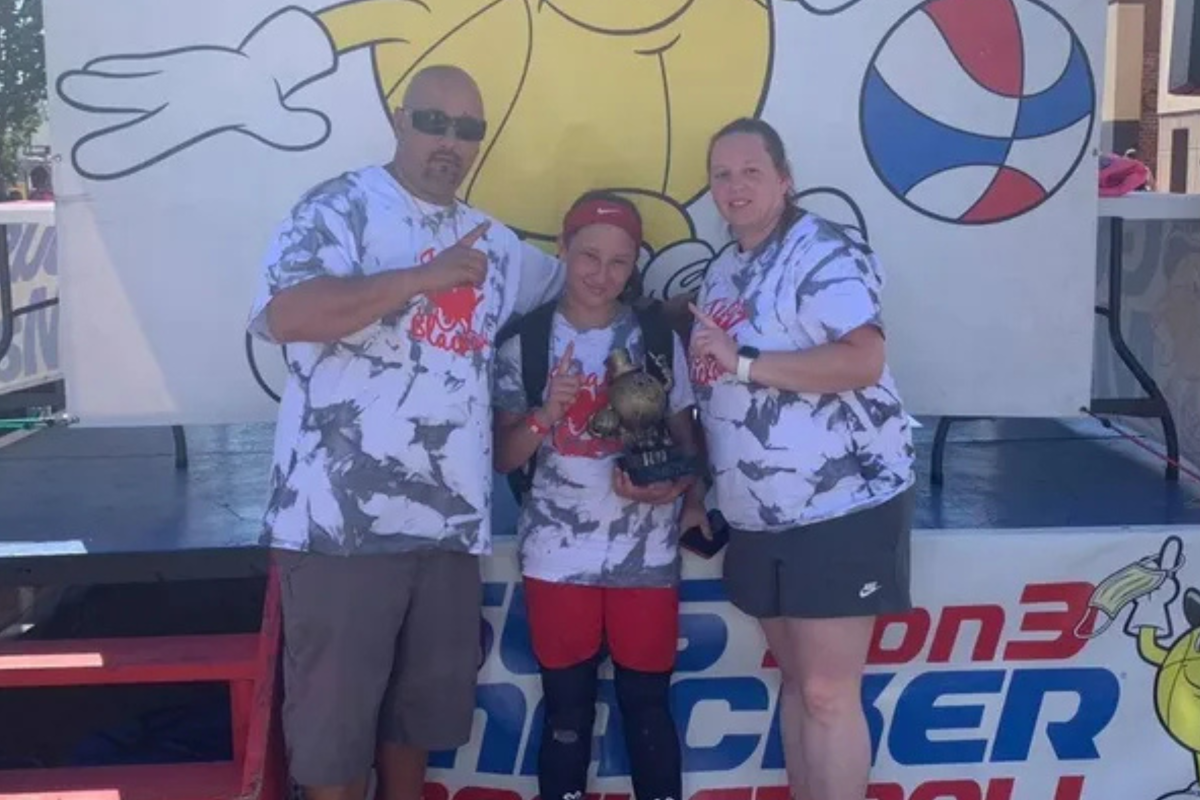 ICE Deports Green-Card Holder of 40 Years