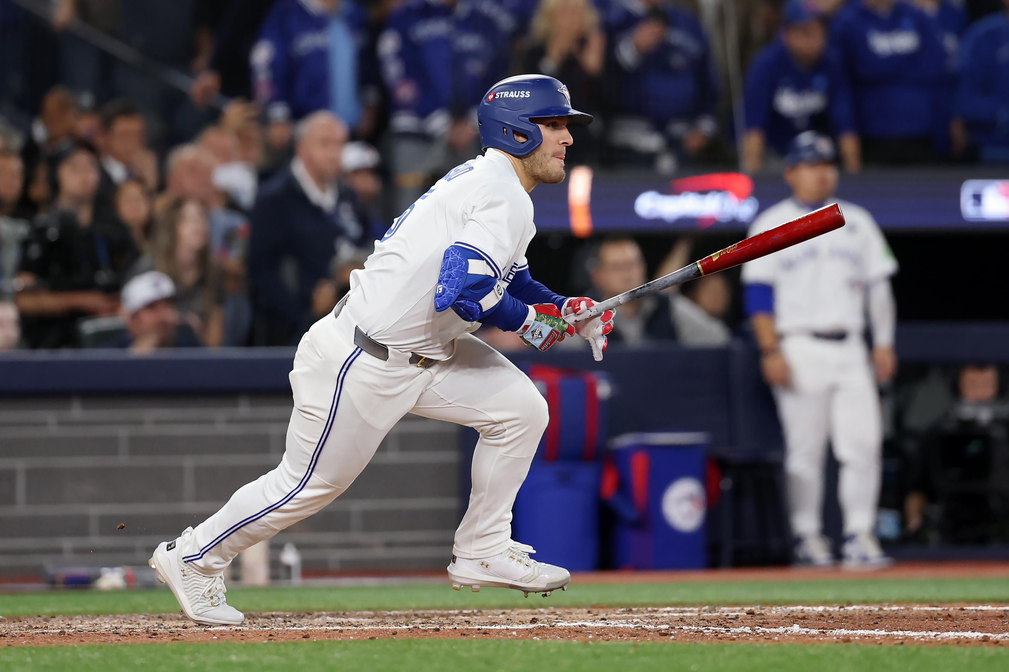 MLB Insider Calls Blue Jays Gold Glove Winner Prime Candidate For Extension