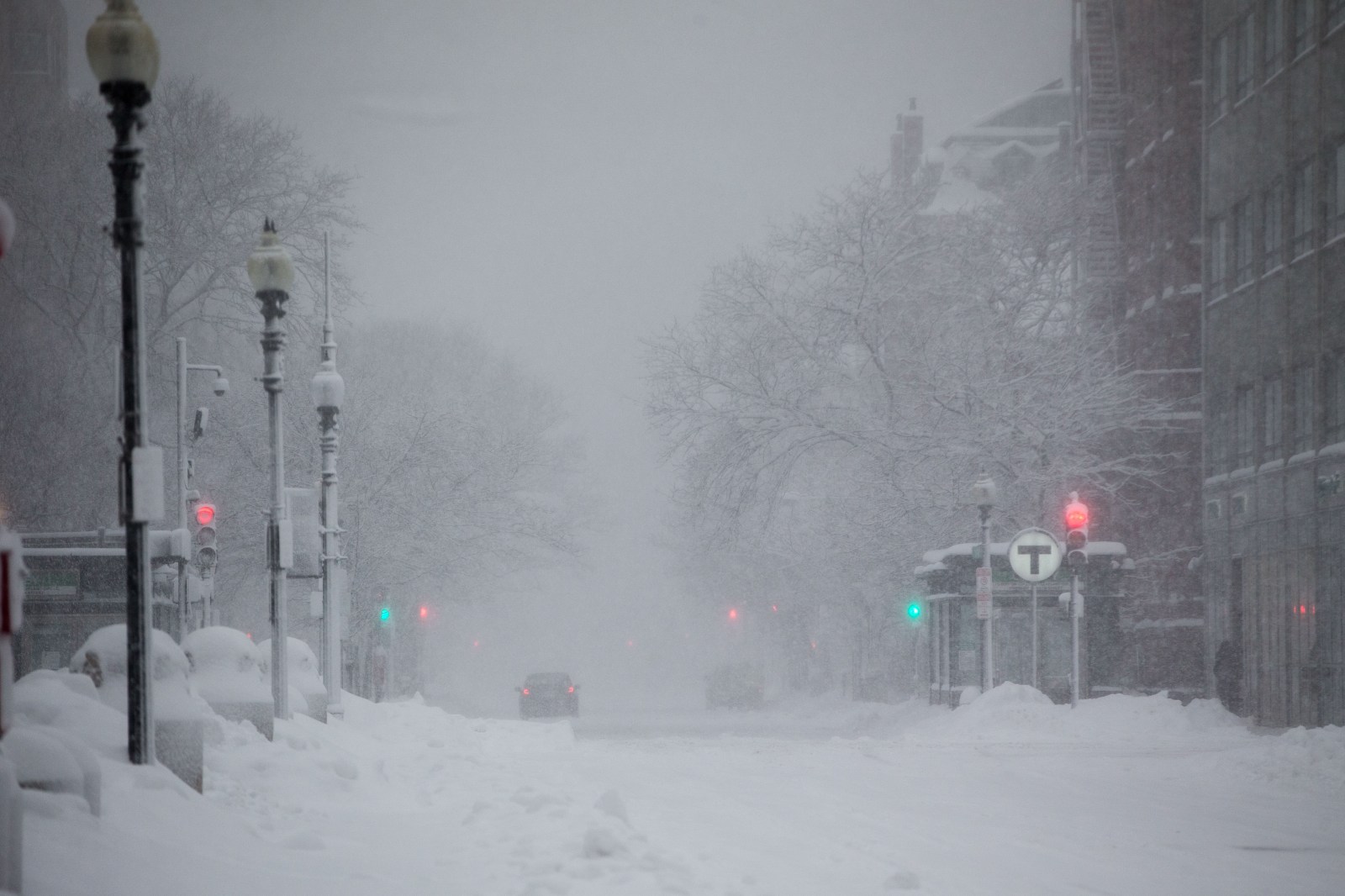 BOSTON, MA – DECEMBER 17:  A nearly empty Dartmouth Street as a snow squall blows through on December 17, 2020 in Boston, Massachusetts. Winter storm Gail is expected to bring more than a foot of snow in parts of the Northeast.  (Photo by Scott Eisen/Getty Images)
