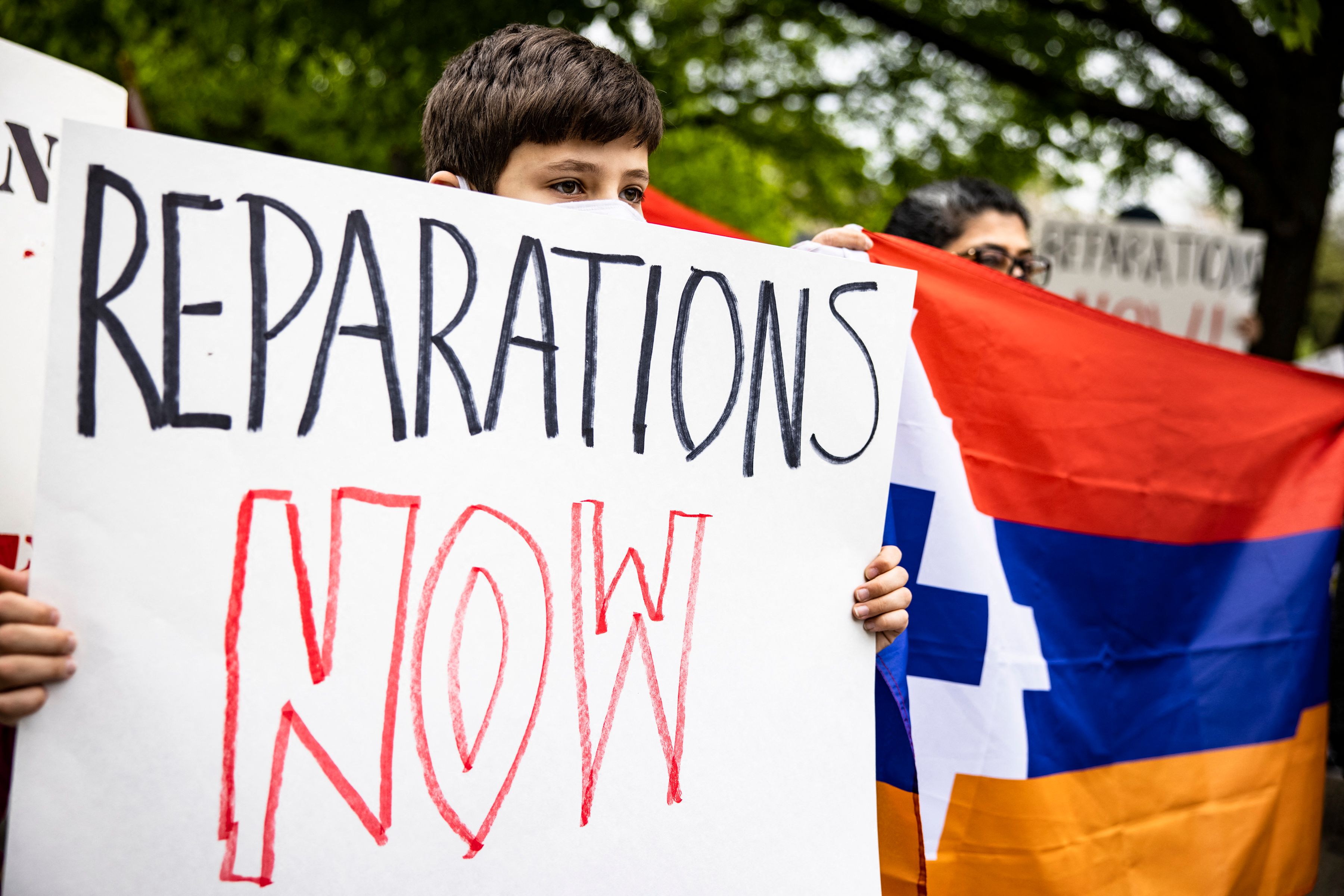 Illinois To Issue $25,000 Reparations Checks
