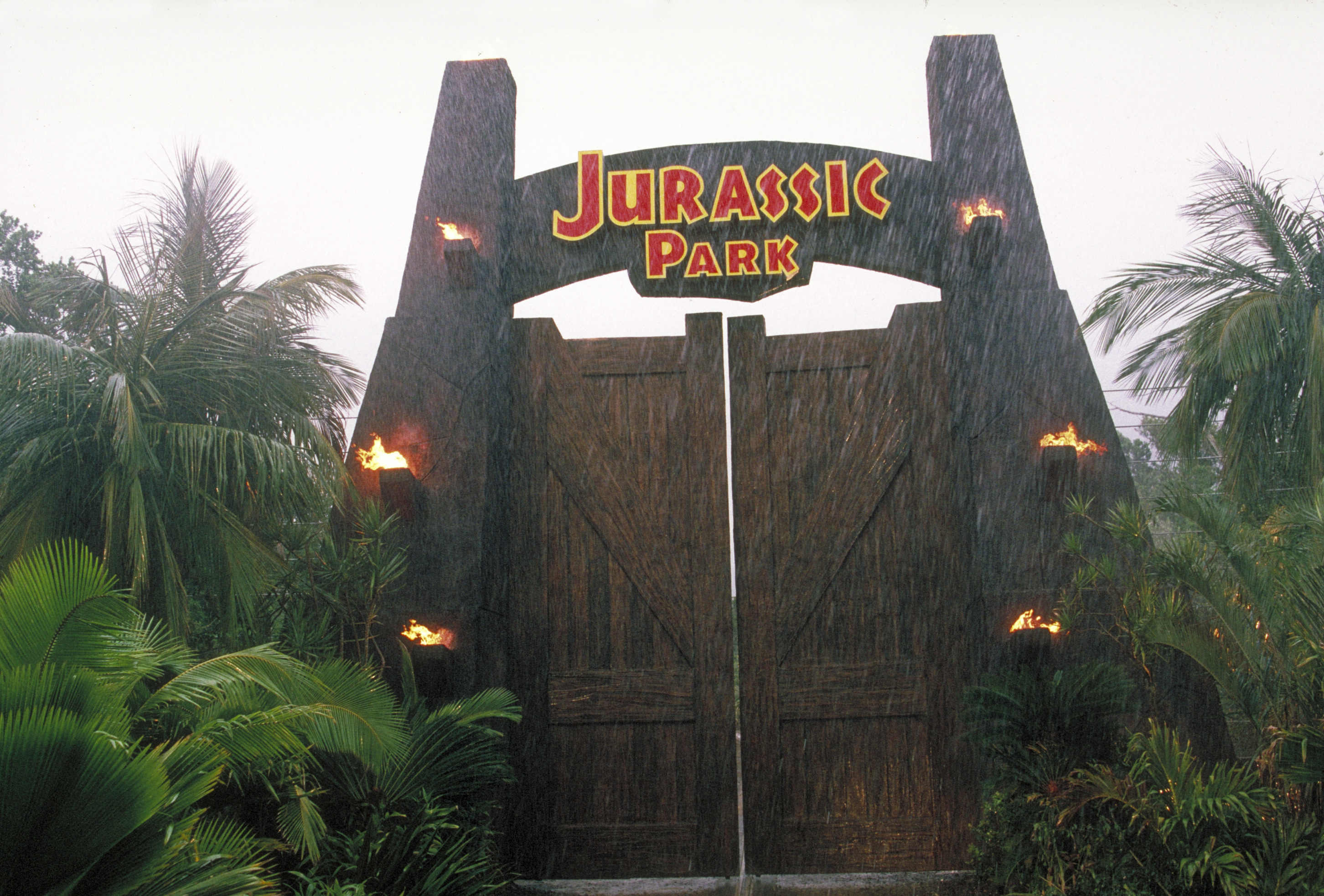 'Jurassic Park' Super Bowl Ad De-Ages Original Cast—Fans Notice Something ‘Atrocious’
