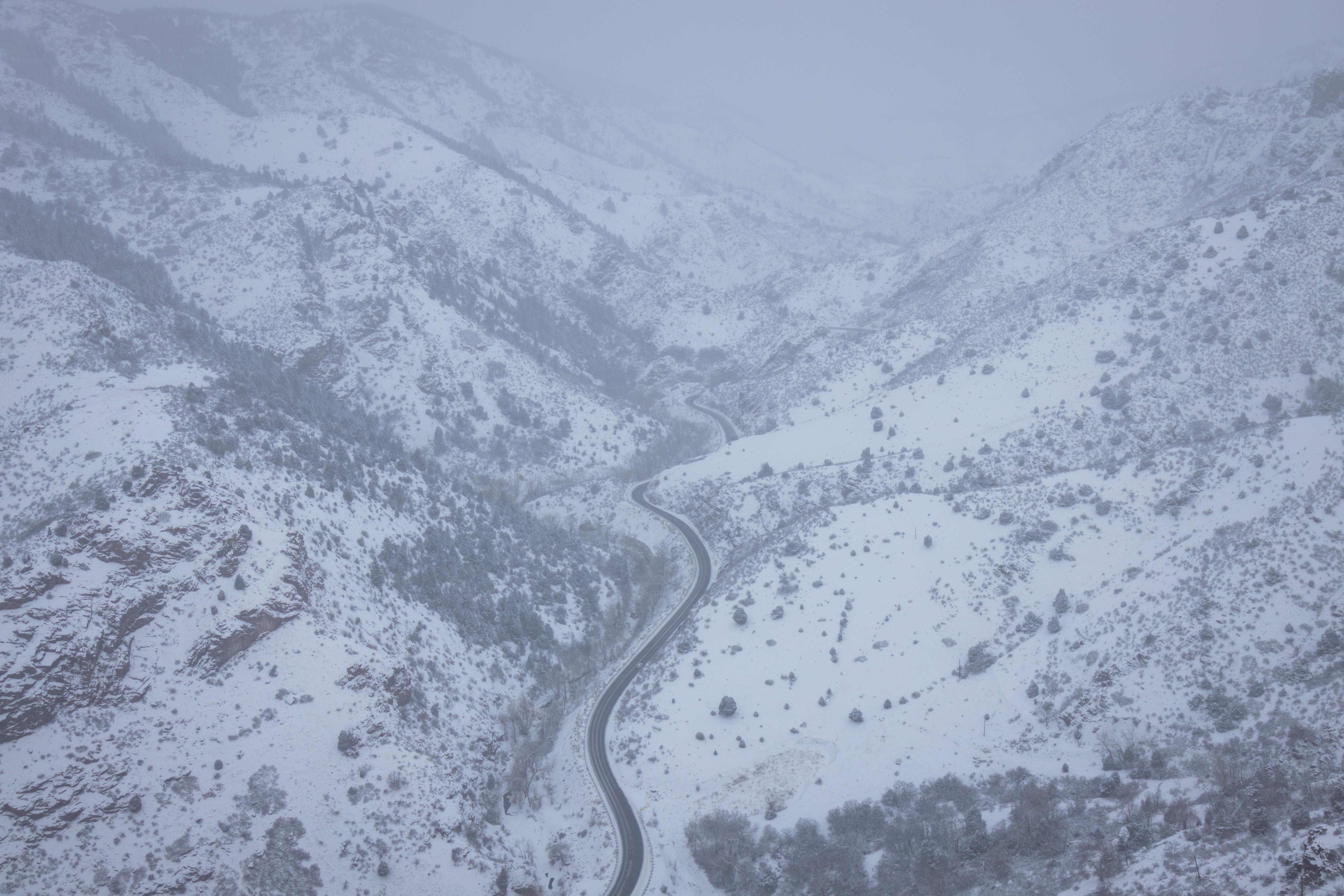 Heavy Snow Warning as 8 Inches Set to Hit—Dangerous Travel Expected
