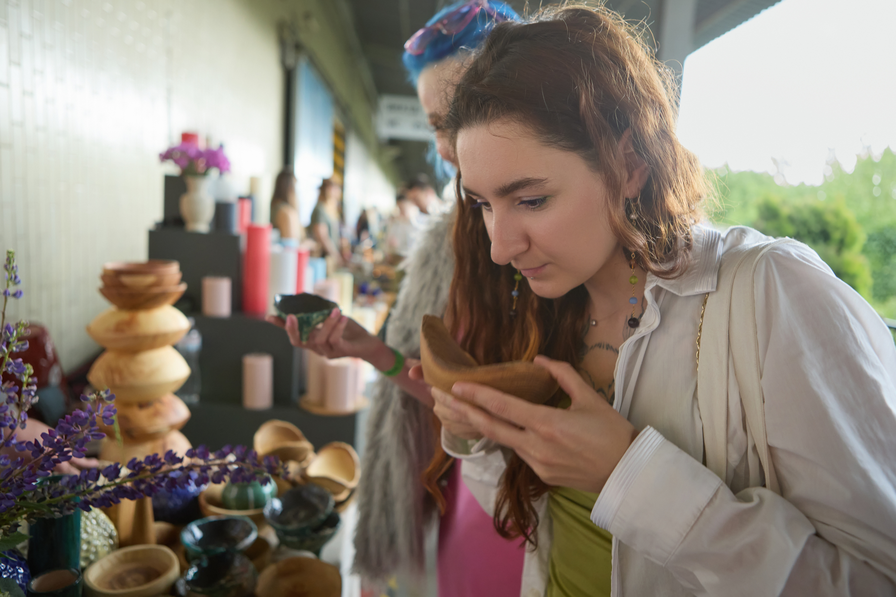 Goodwill Thrifter Spends $2 on ‘Most Insane’ Find Yet, Internet Agrees