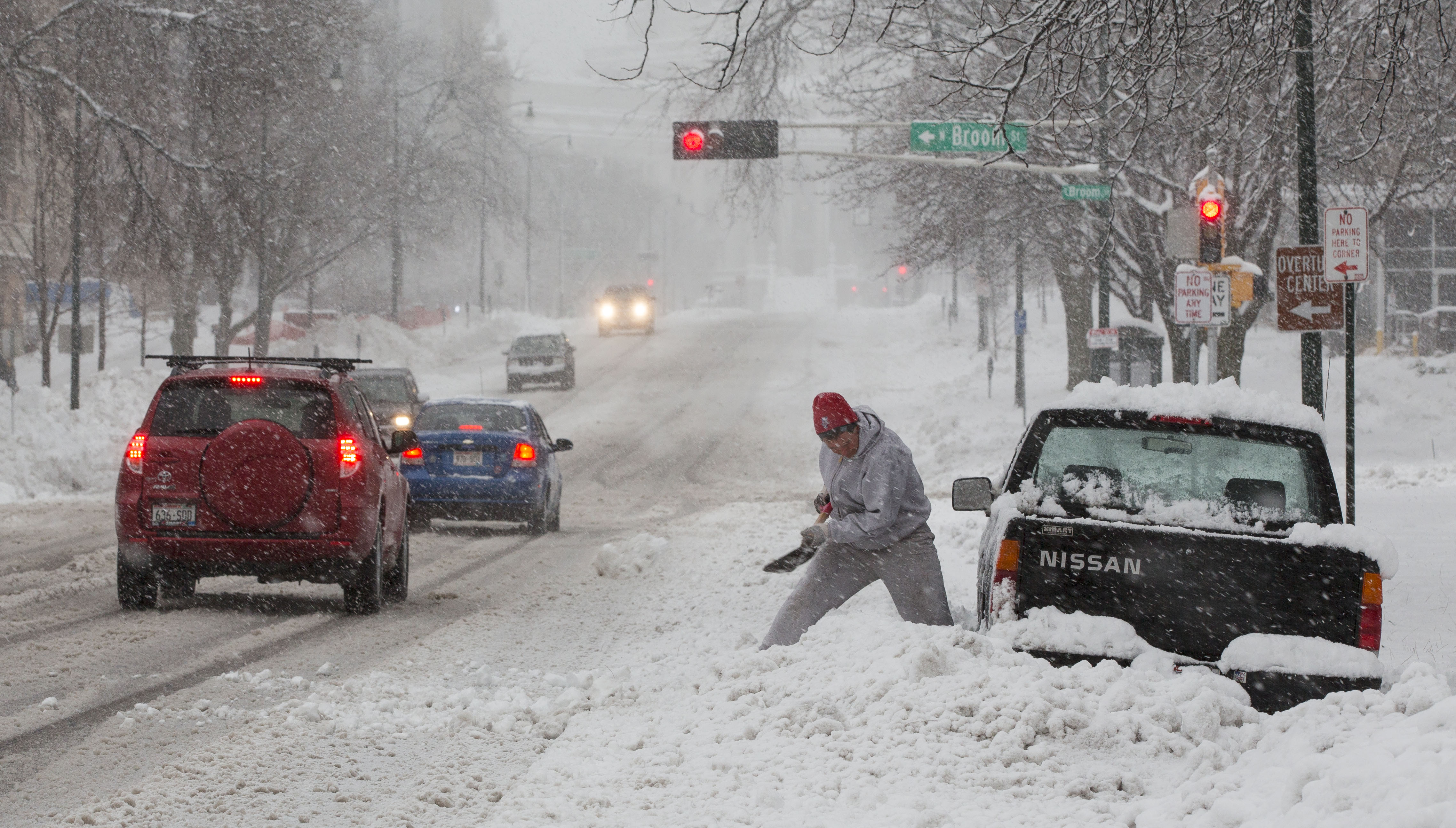 New Winter Storm Warnings Issued in Midwest as 15 Inches of Snow Set to Hit