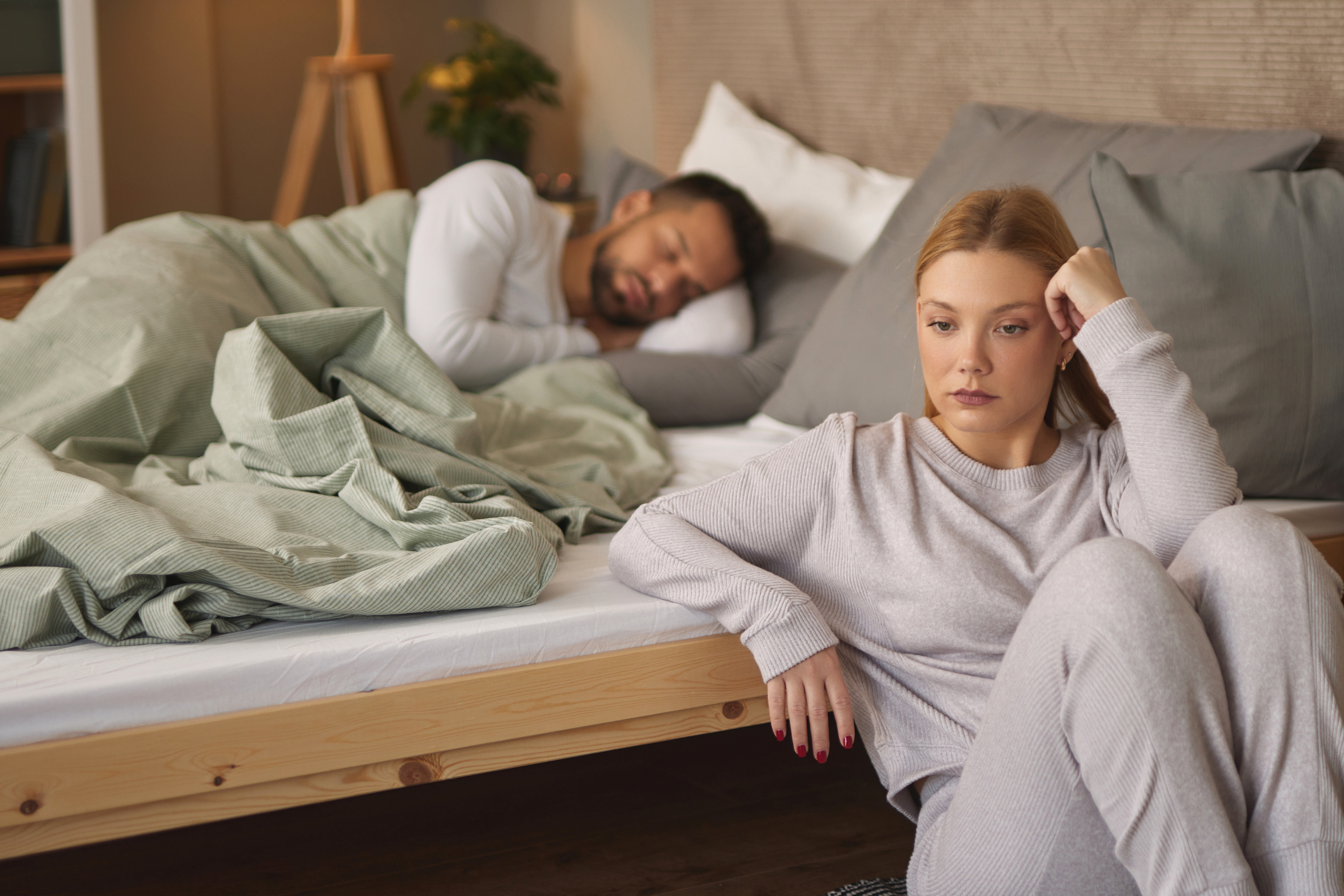 Woman Wakes Up to BF Tapping Her Shoulder—What He Says Has Her 'Crying All Day'
