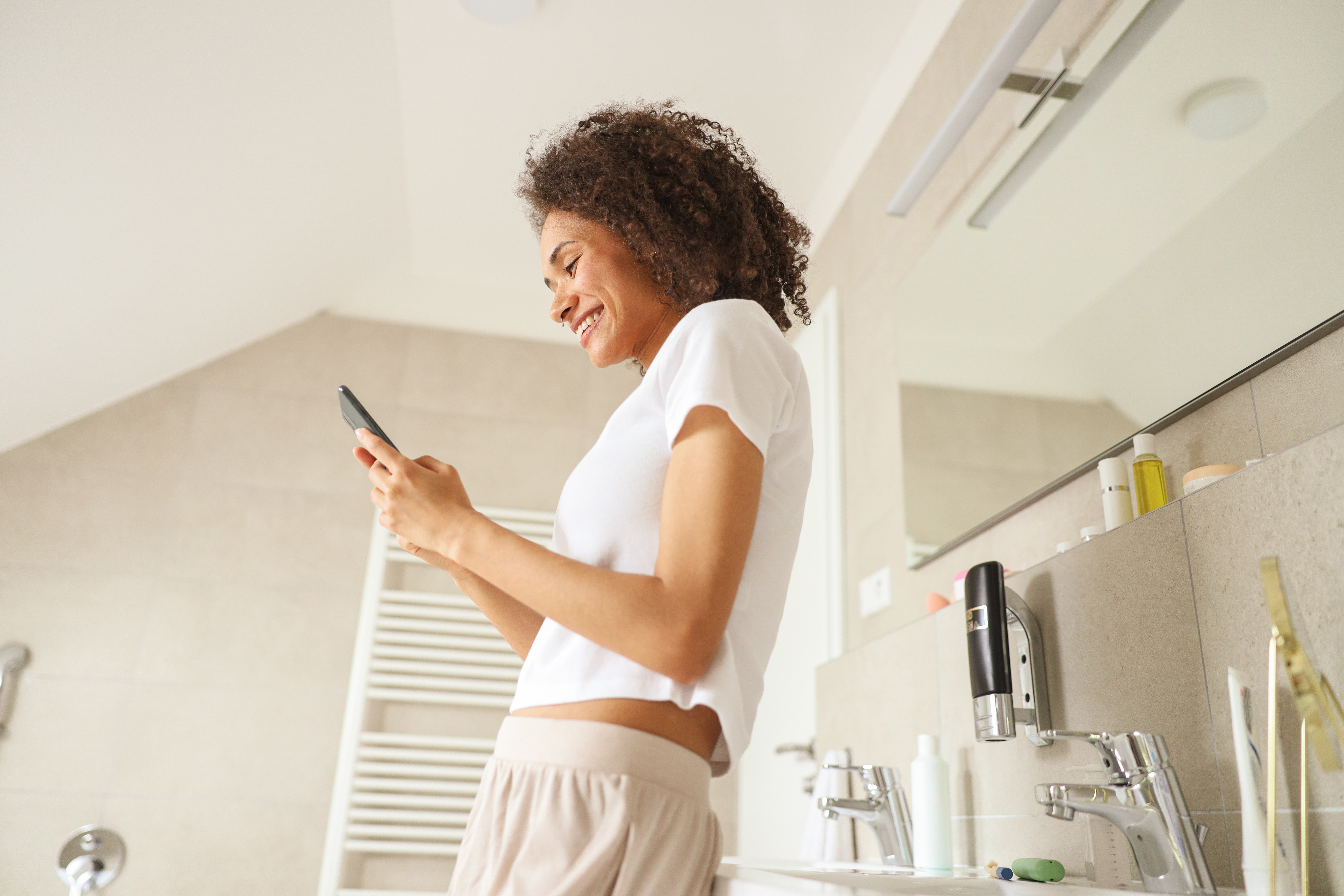 Woman Moves Into 1970s Apartment—No One Expecting What Bathroom Switch Does