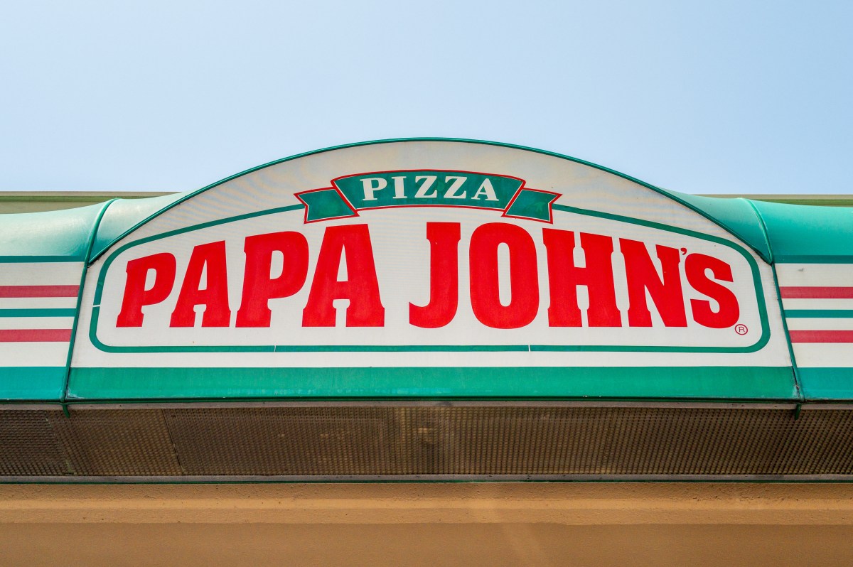 Papa Johns Closing Hundreds of Stores