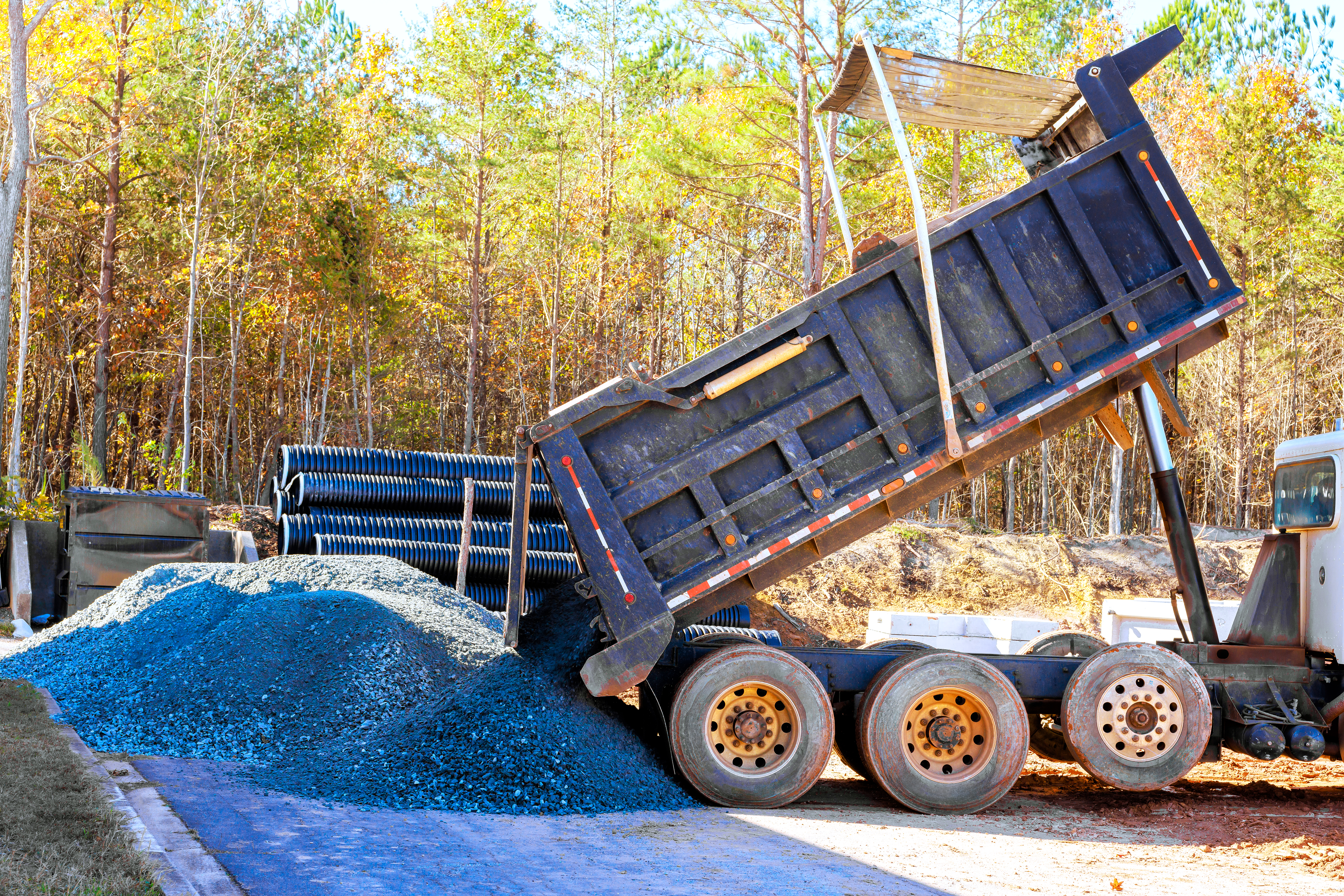 Driver Not Ready for What’s Seen on Back of Dump Truck: 'Classic Myth'