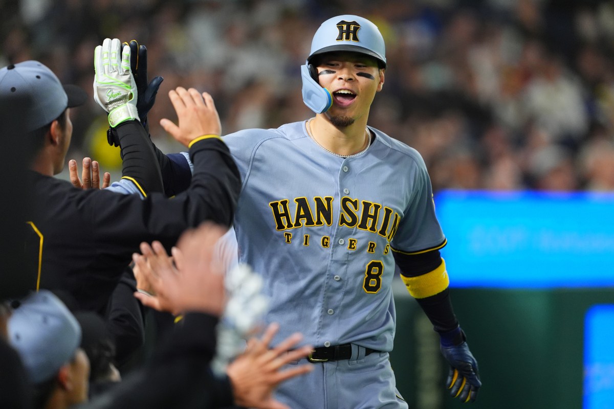 A próxima estrela japonesa da MLB? Teruaki Sato esmaga grande RH antes do WBC