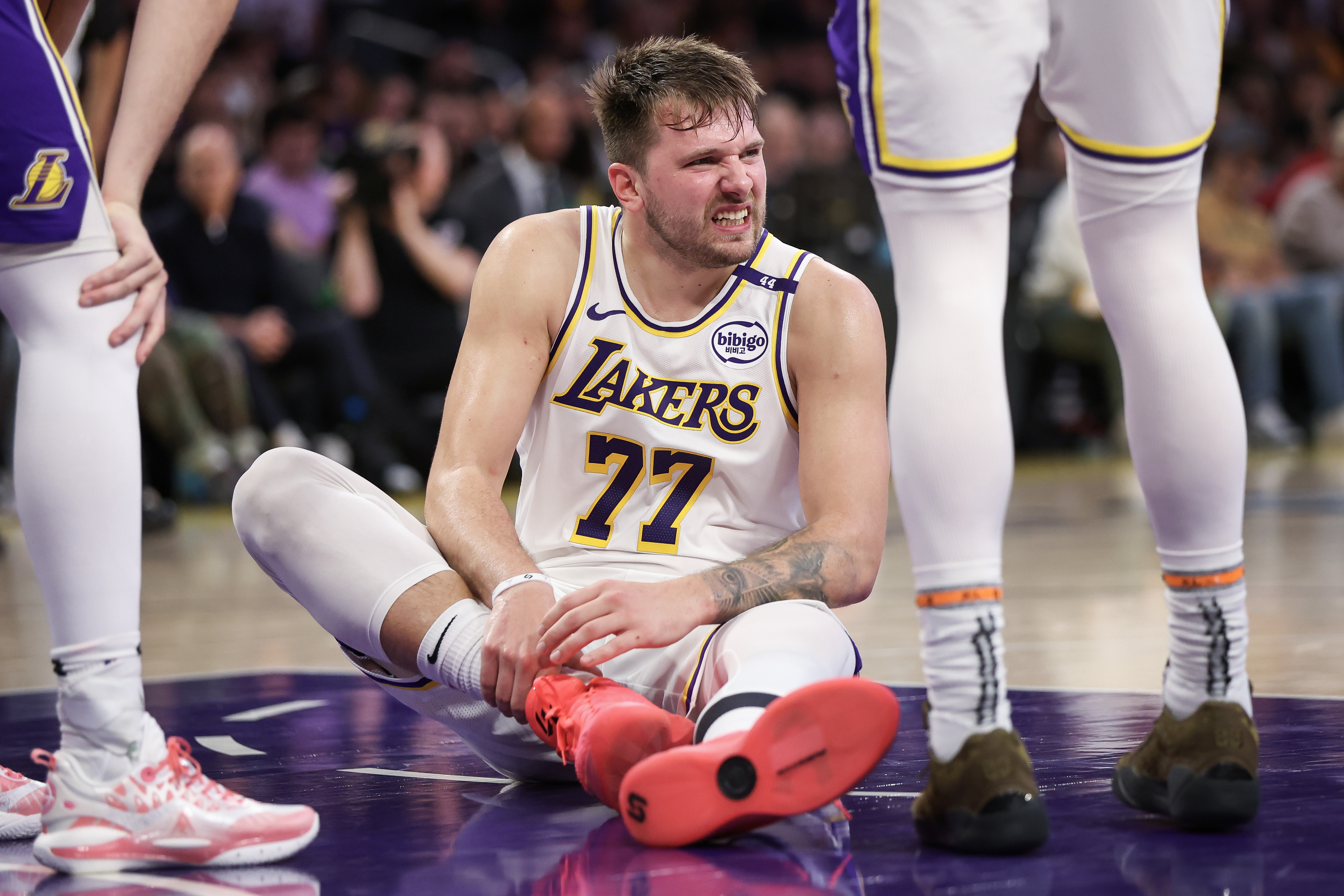 Lakers HC JJ Redick Reveals Luka Doncic Injury Details After Sixers Win