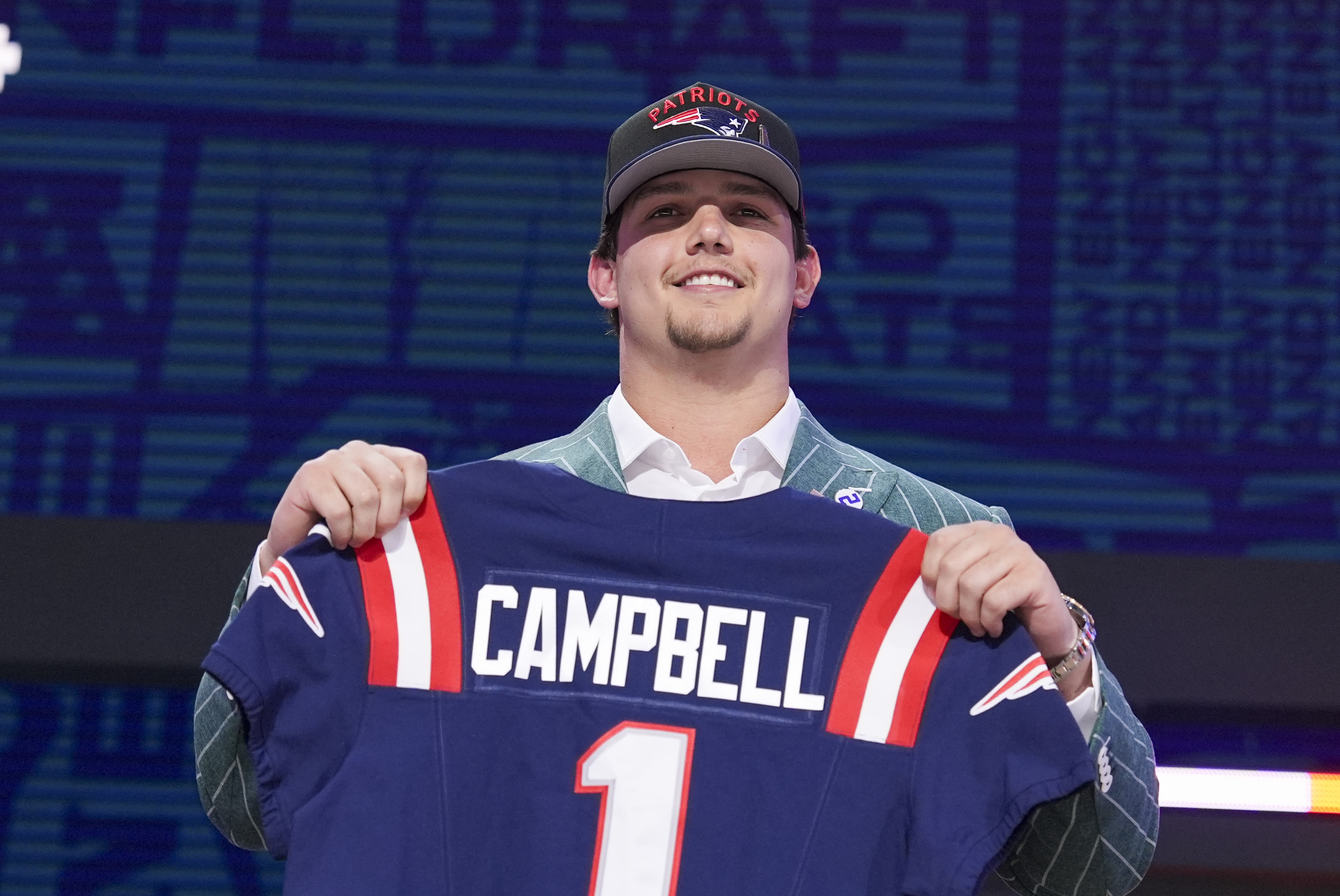 Patriots OT Will Campbell Shares Wild Cat Phobia Story Ahead of Super Bowl