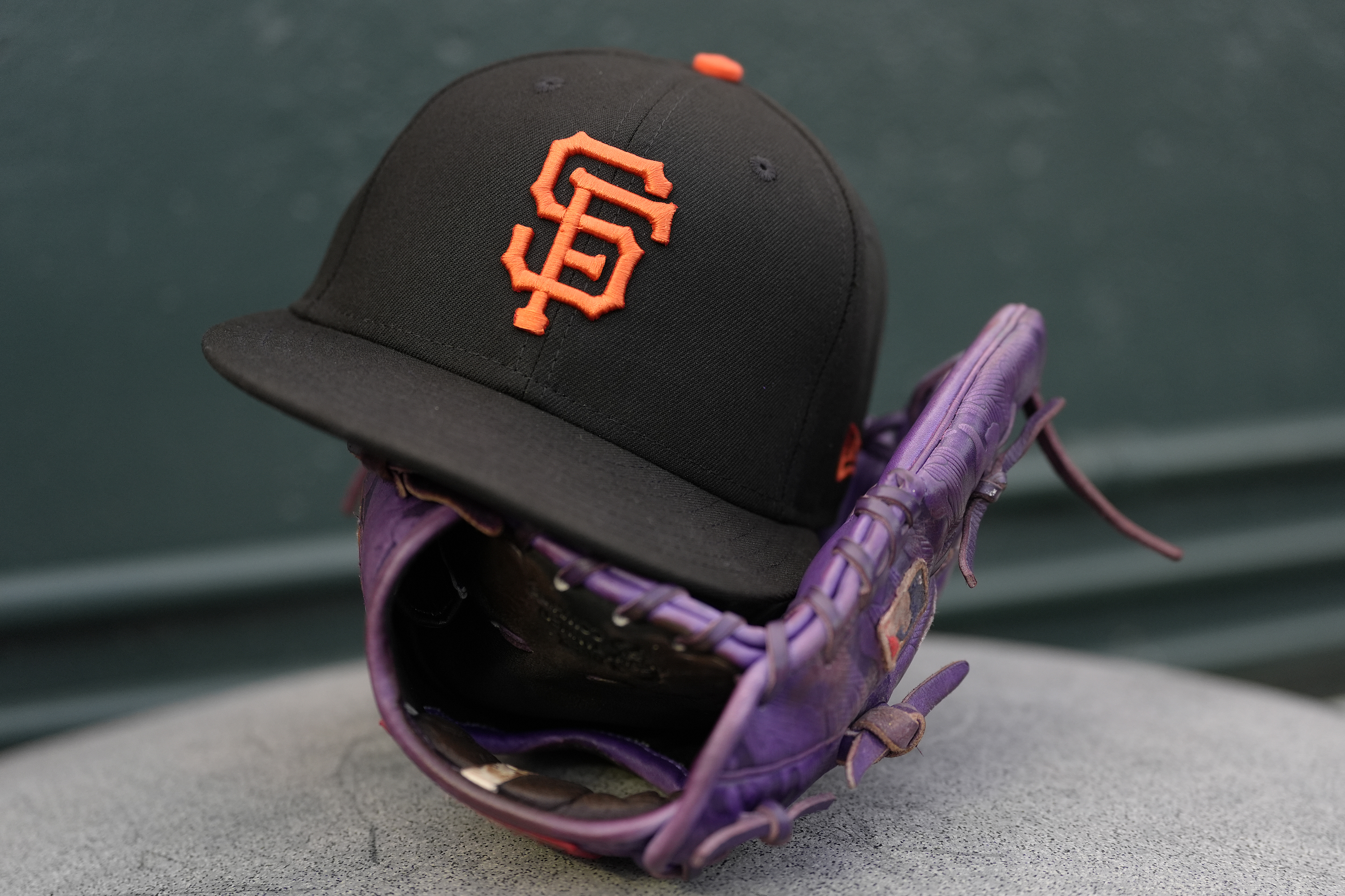 Giants Ink Former All-Star, Rookie of the Year to Minor-League Deal