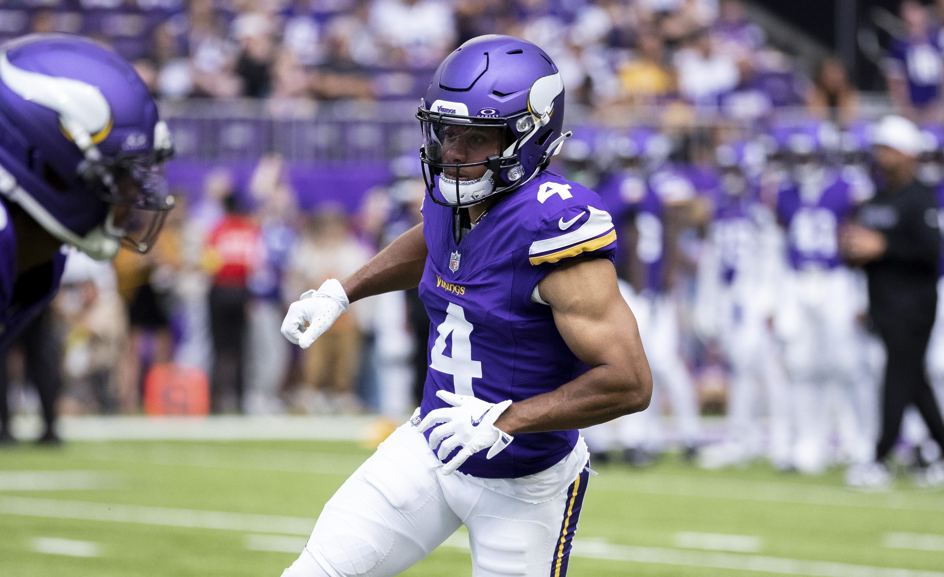 NFL World Reacts to Tragic Rondale Moore News