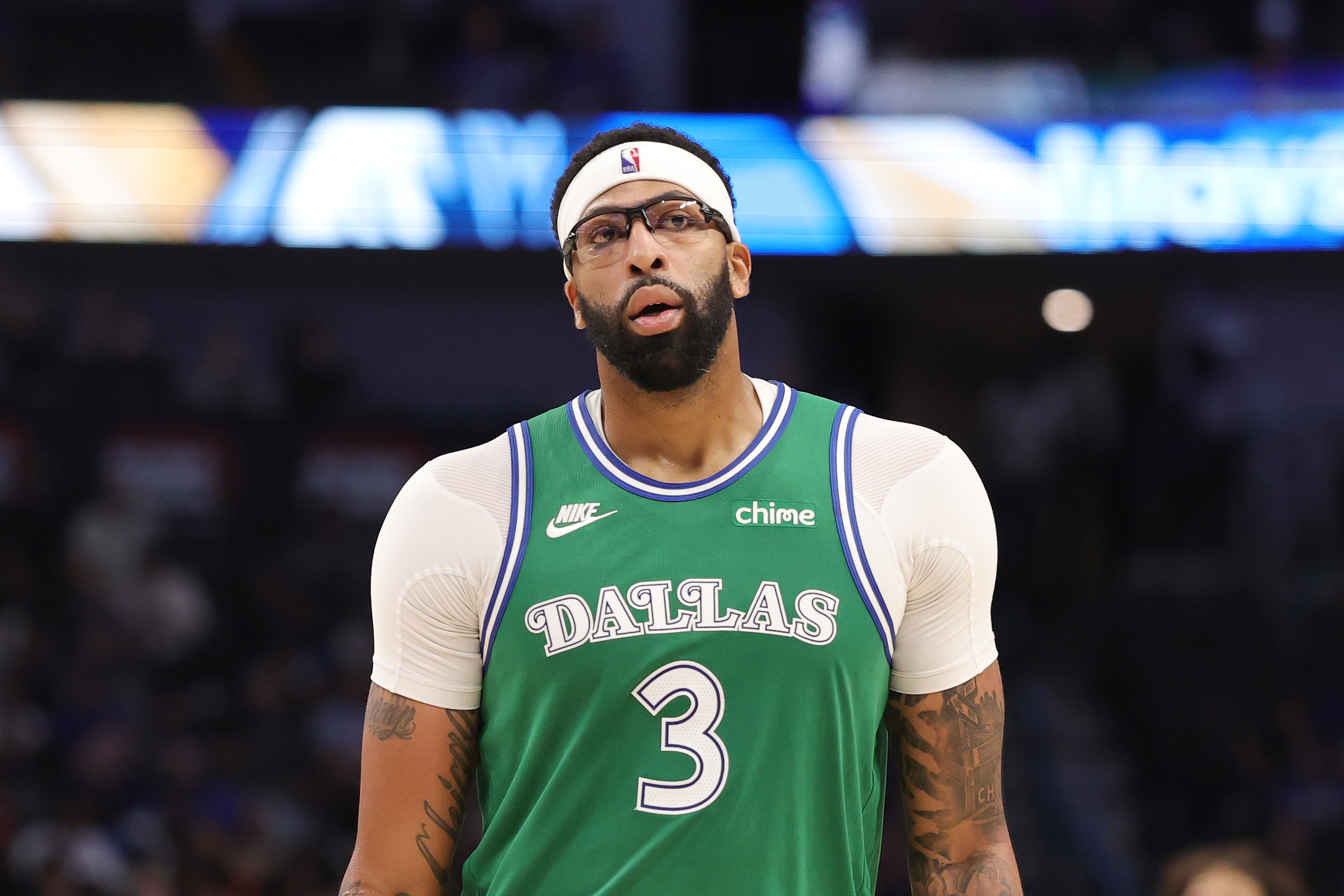 Anthony Davis' Disappointing Trade Value Reveals Mavericks Future Plans