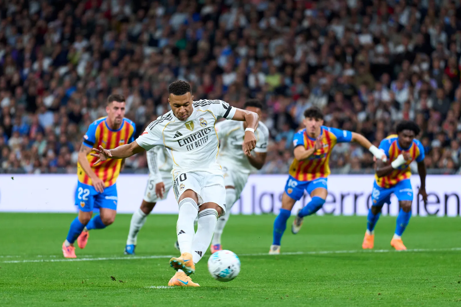 How to Watch Real Madrid vs Valencia: Live Stream La Liga, TV Channel ...