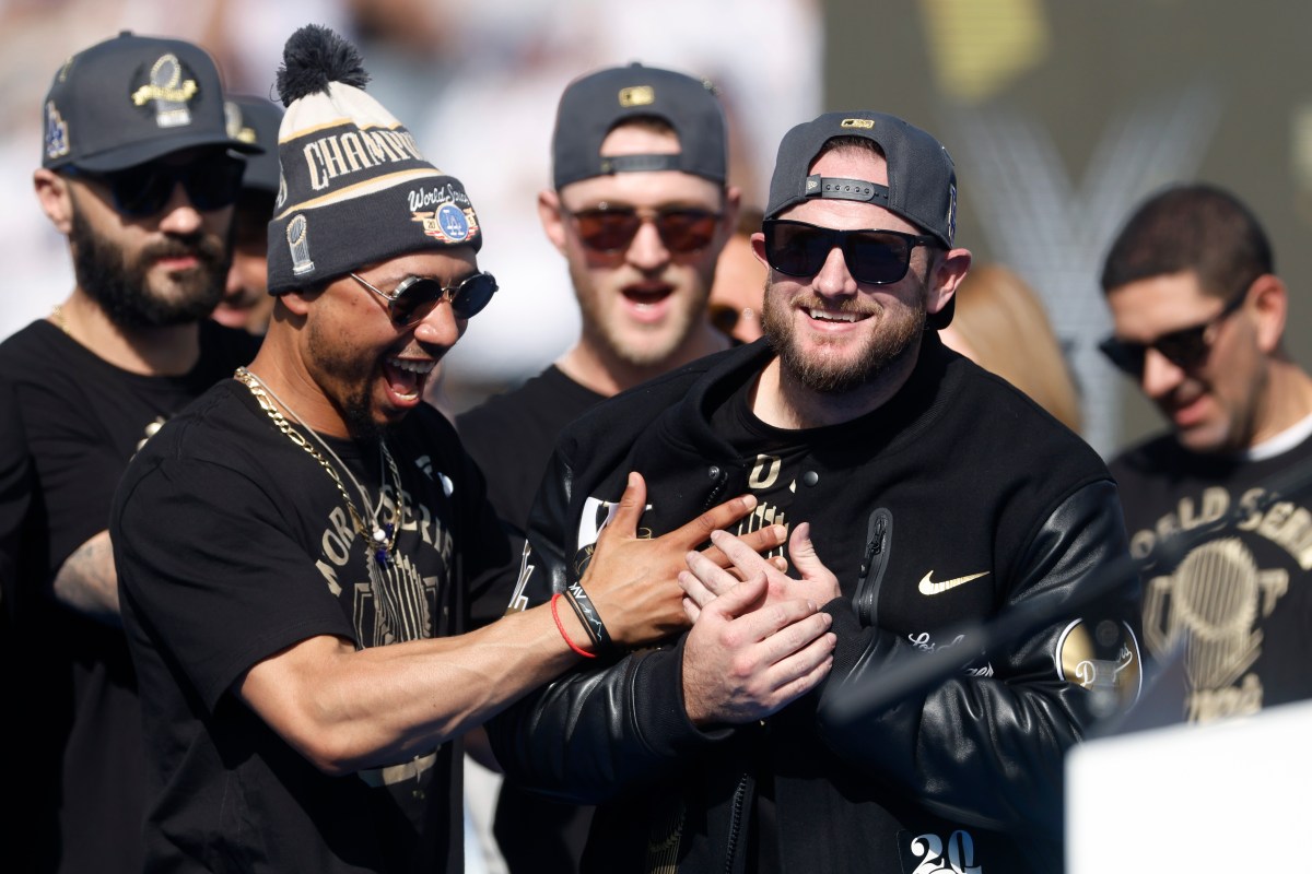 Max Muncy: Dodgers Secure All-Star Third Baseman with $10 Million Extension