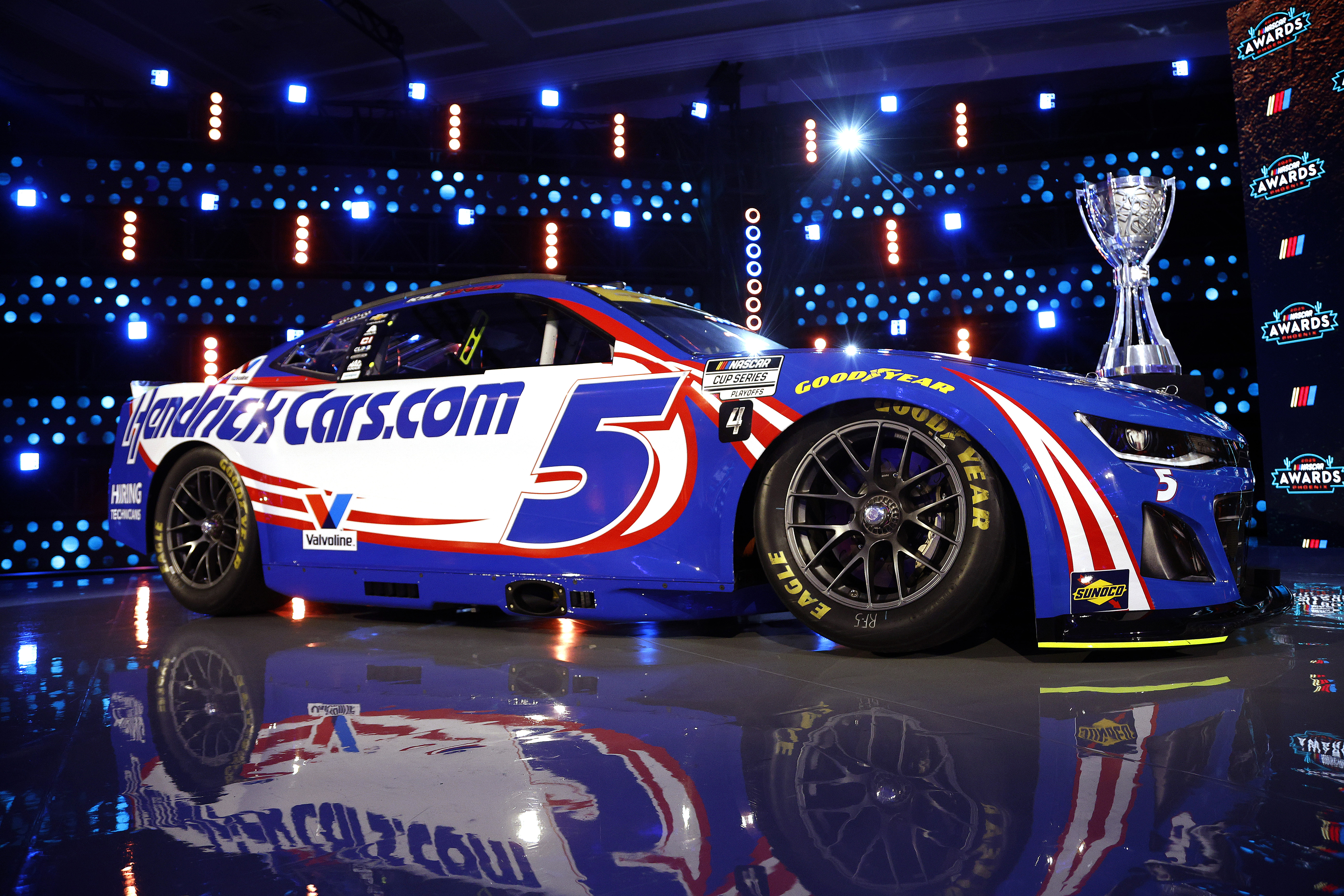 ‘They’re Guessing Right Now’: Kevin Harvick Sounds Alarm Over Chevrolet’s New Cup Body