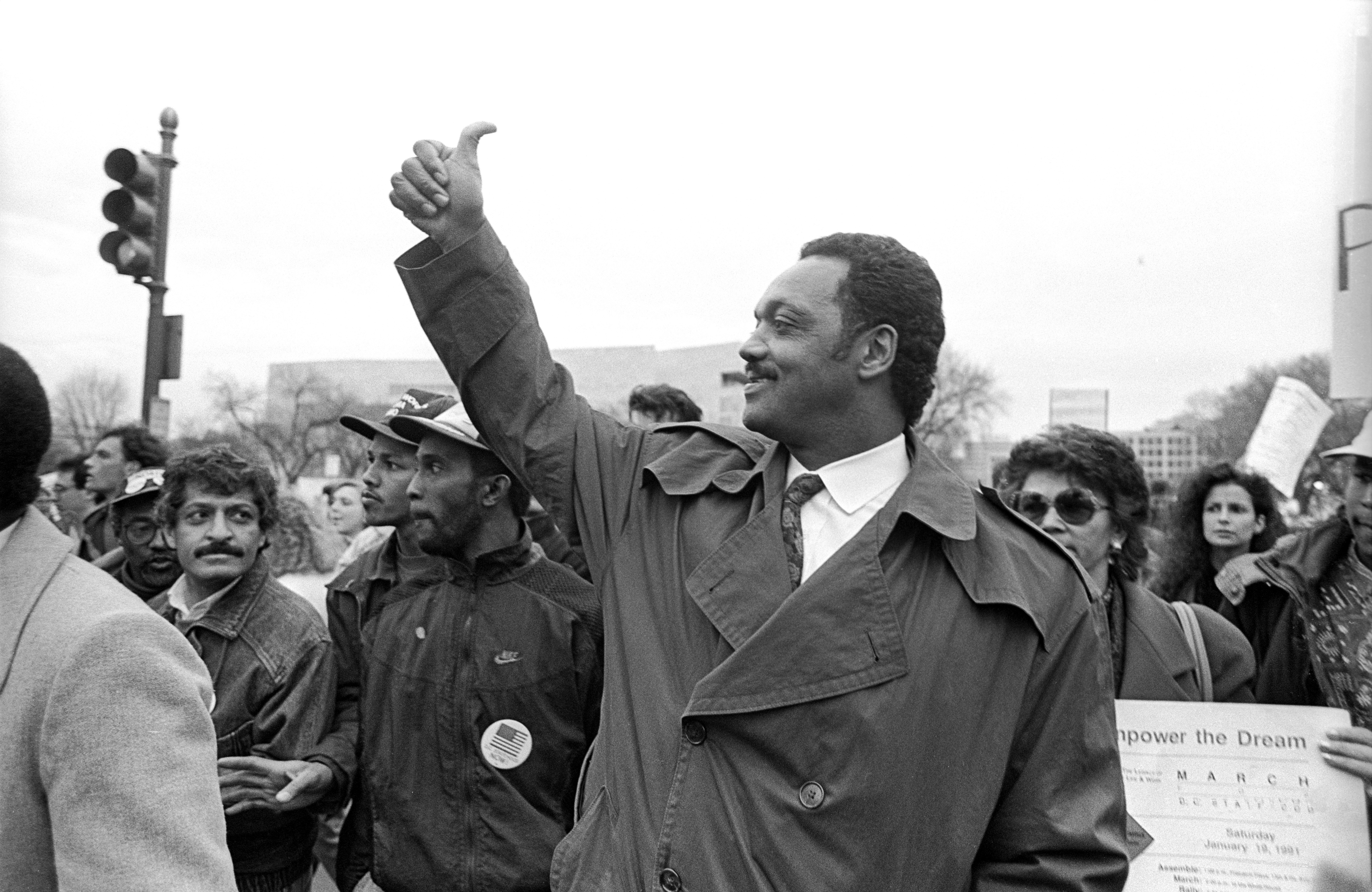 Clip of Jesse Jackson on Sesame Street in 1972 Goes Viral After Death