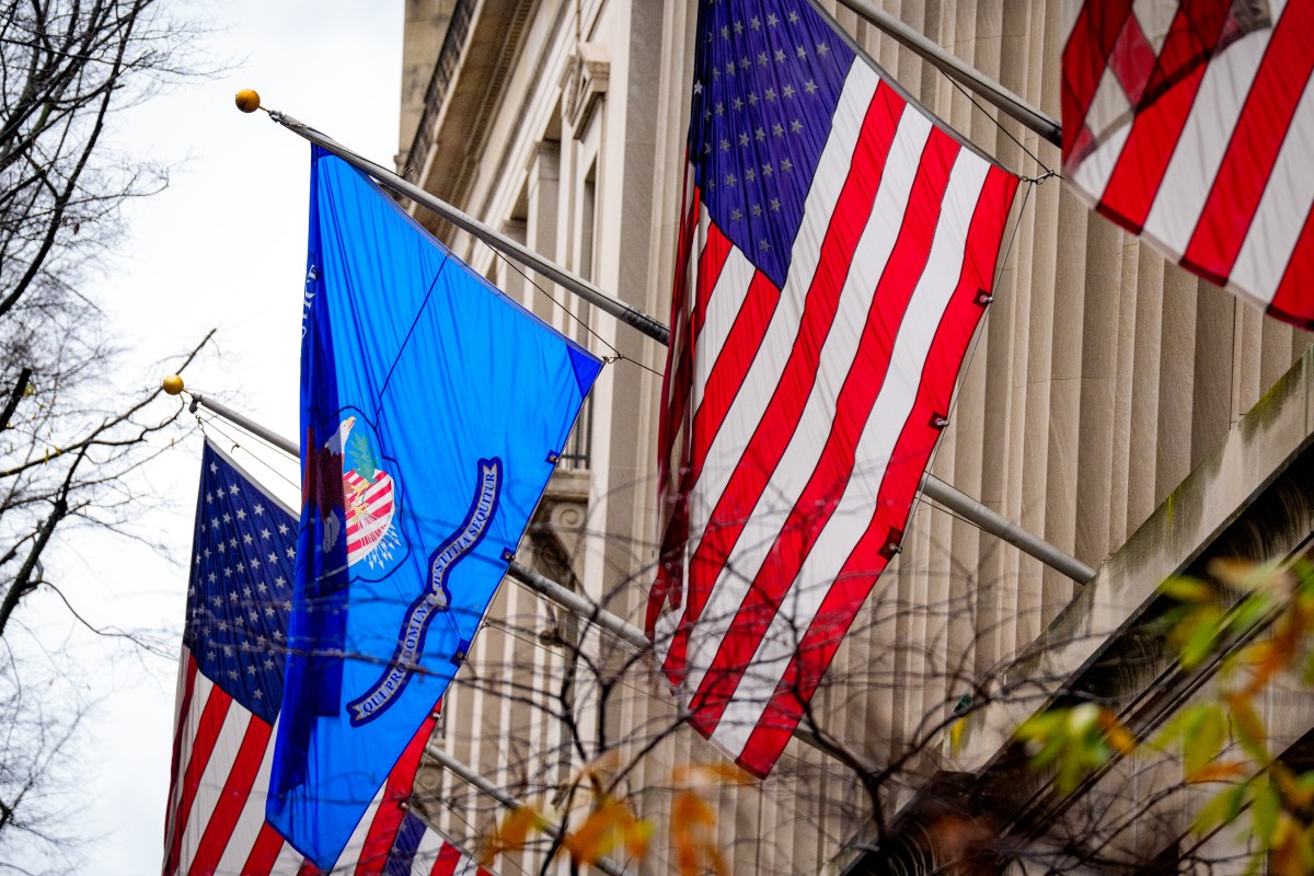 Trump Admin Wants to Strip Former Mayor of Citizenship