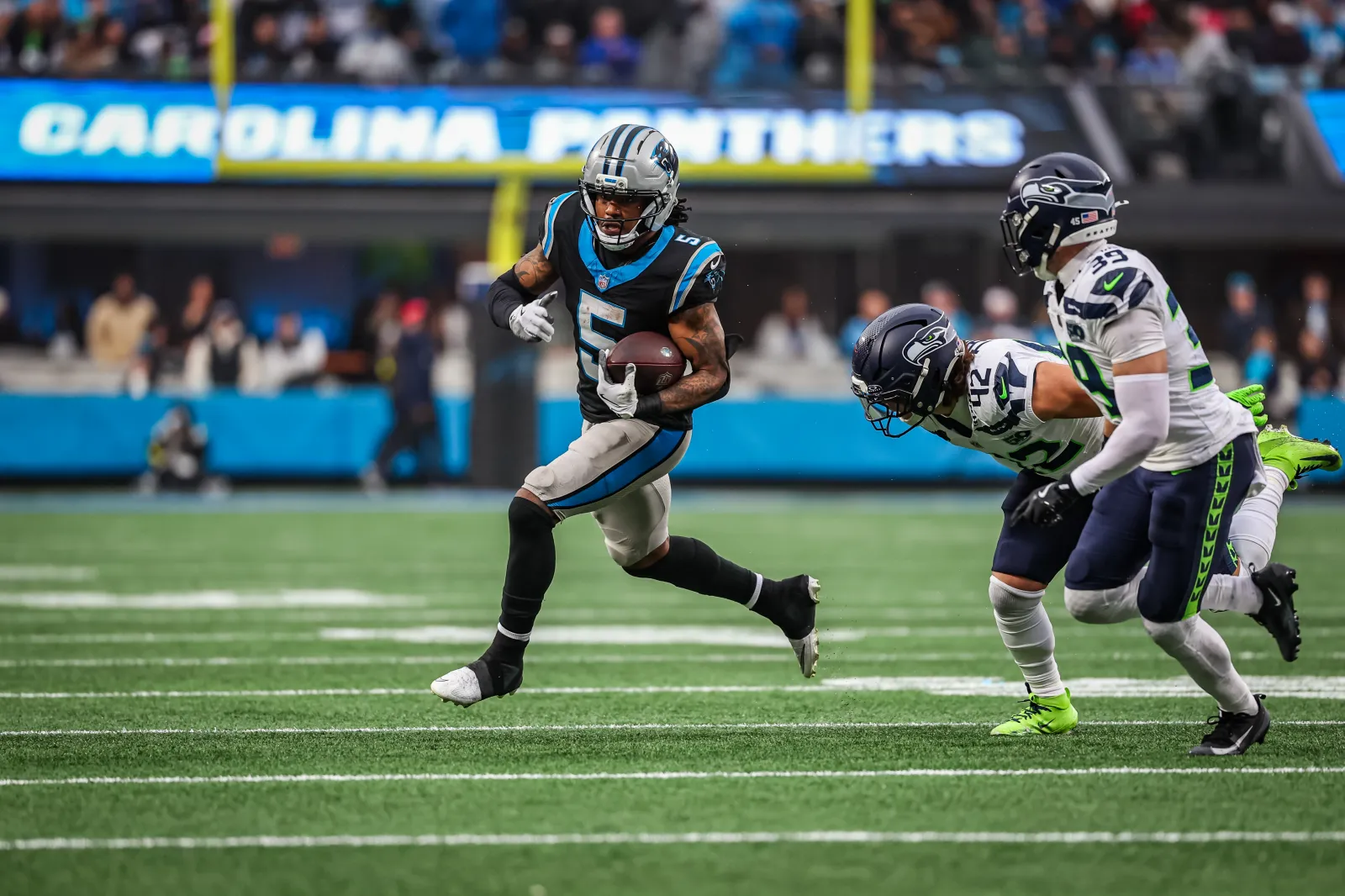 Panthers running back Rico Dowdle