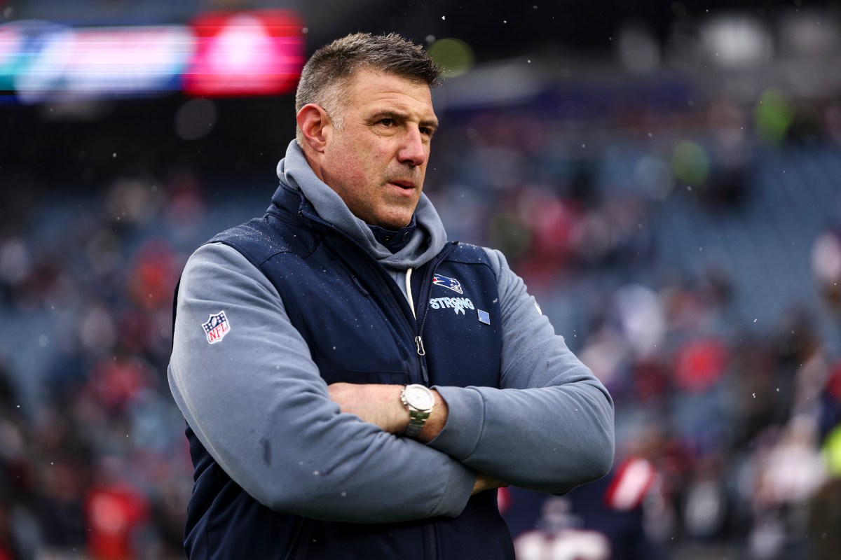 Patriots HC Mike Vrabel Sends Veterans Warning Before Free Agency