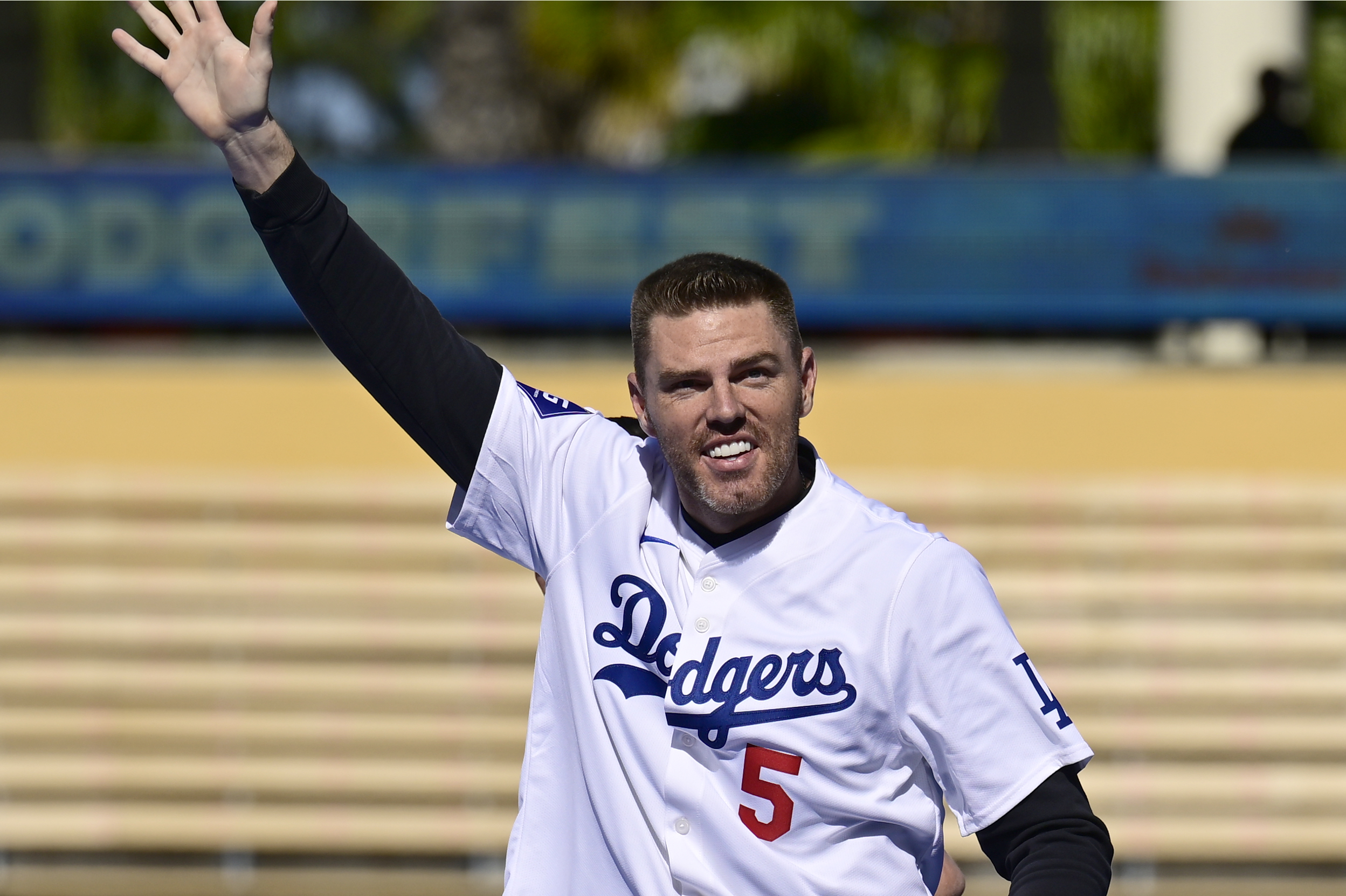 Dodgers' Freddie Freeman Hints at Retirement Timeline