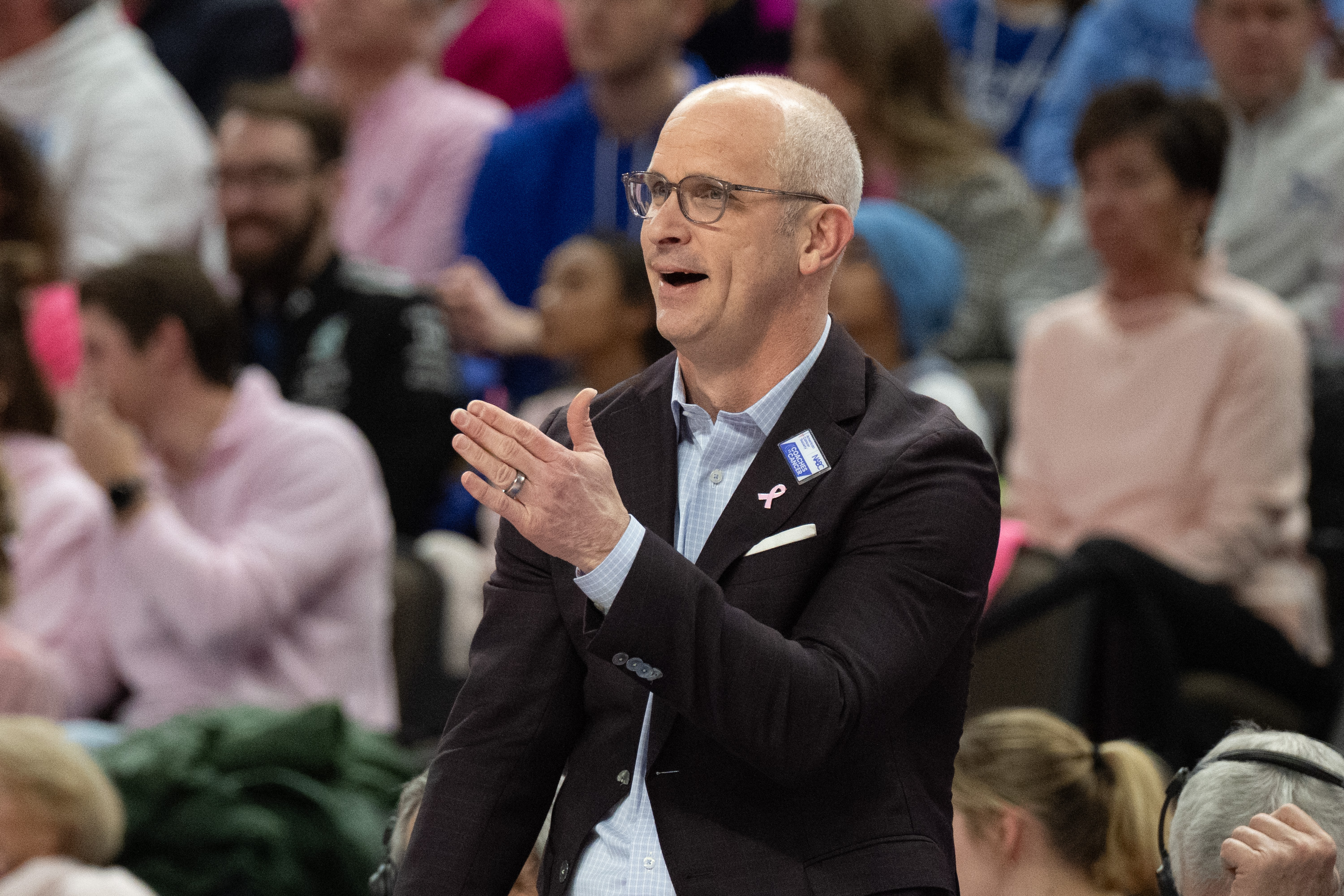 Dan Hurley's UConn Men Drop in AP Top 25 Poll Amid Win Streak
