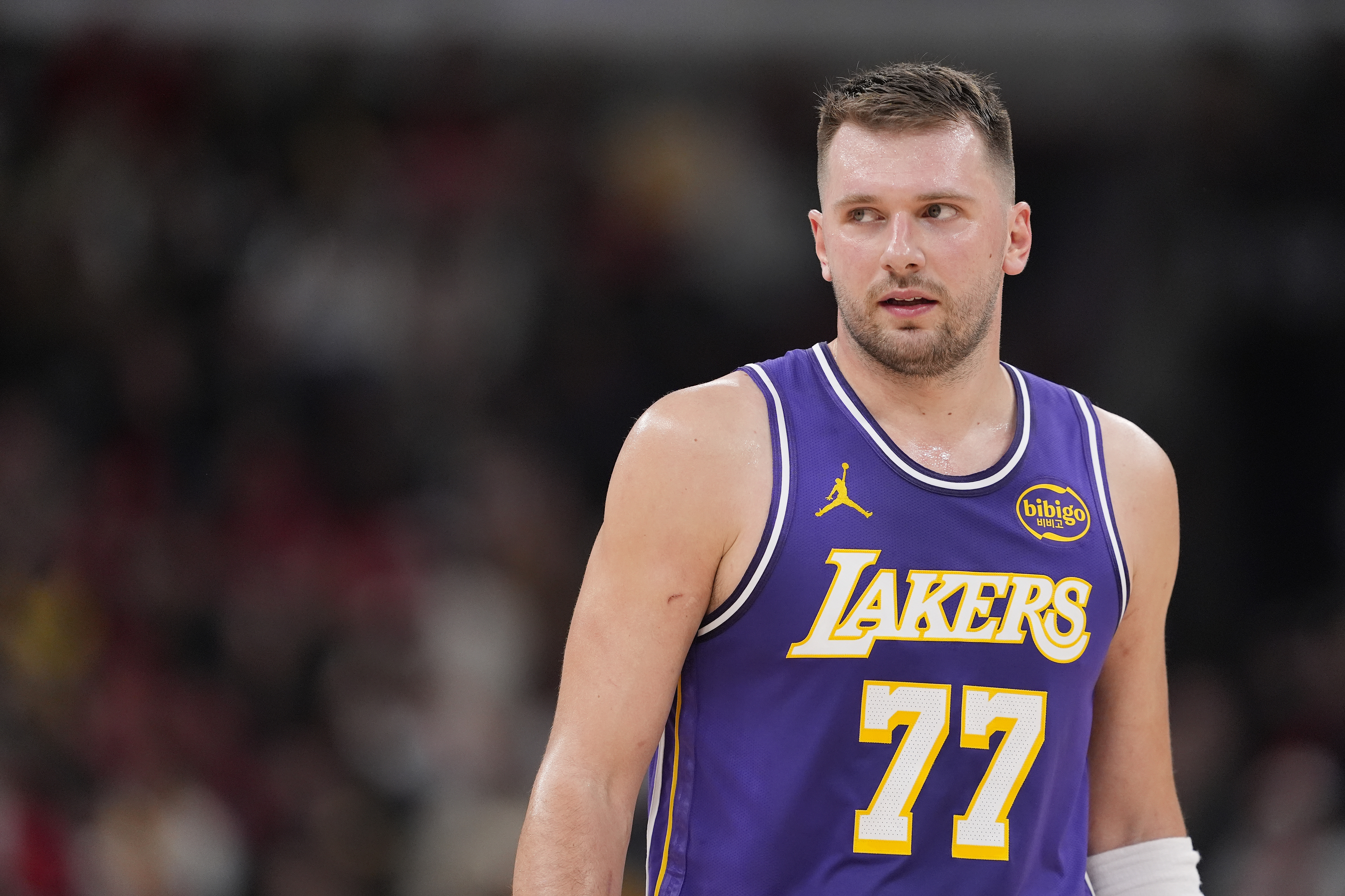 Lakers Get Bad Luka Doncic Injury News Before Game Against Mavs