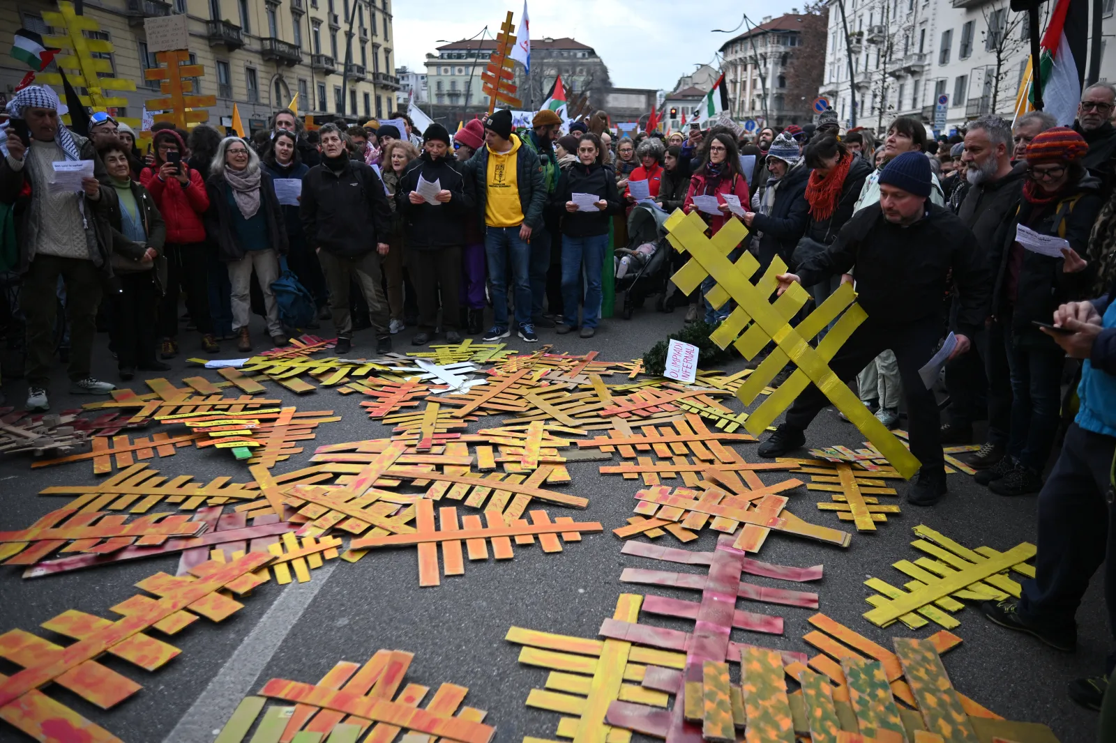 In Photos: Protesters Clash With Police Near Milan Winter Olympics Site ...