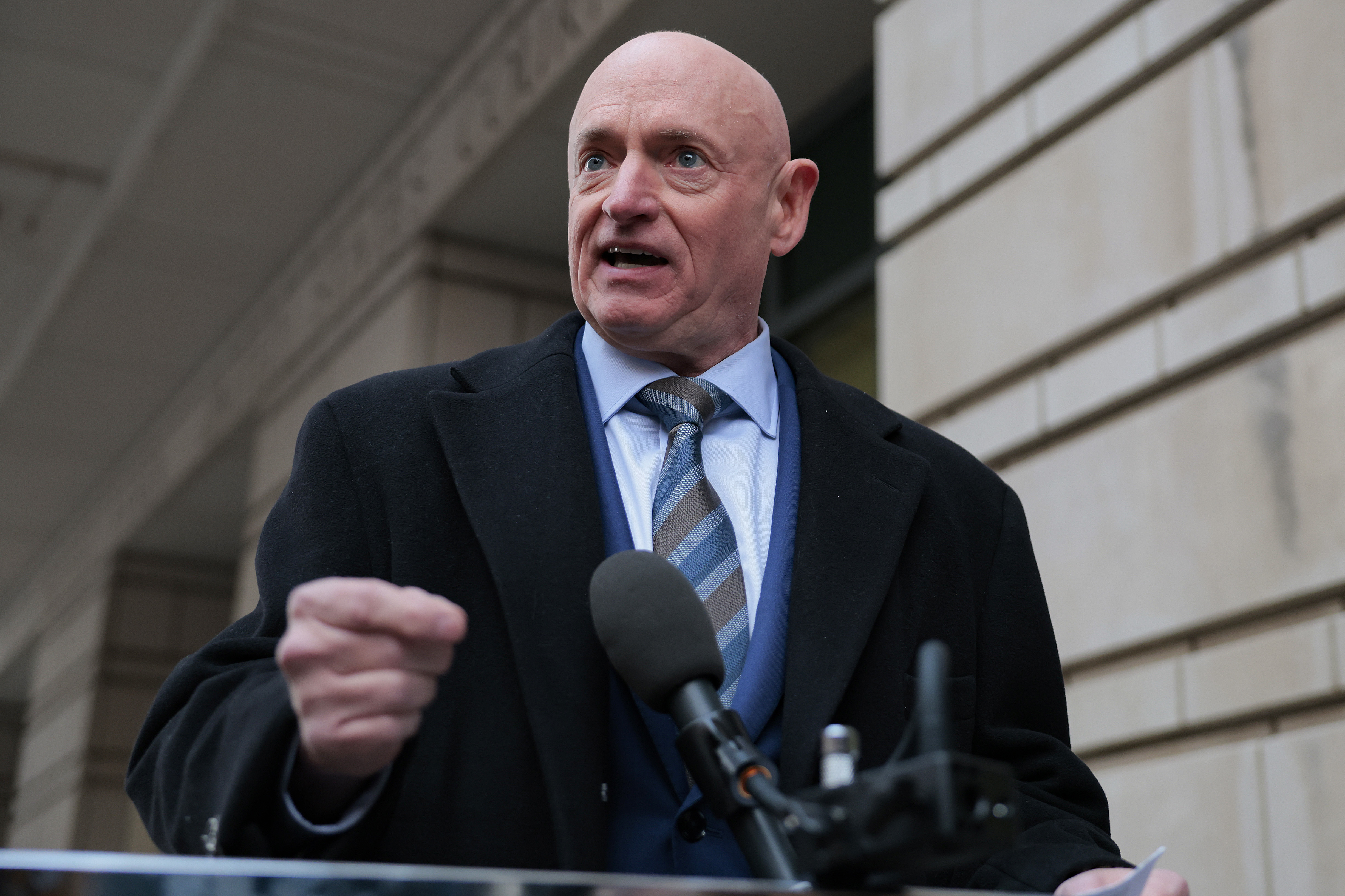 Trump Admin Fails to Get Indictment for Democrats Over Illegal-Orders Video