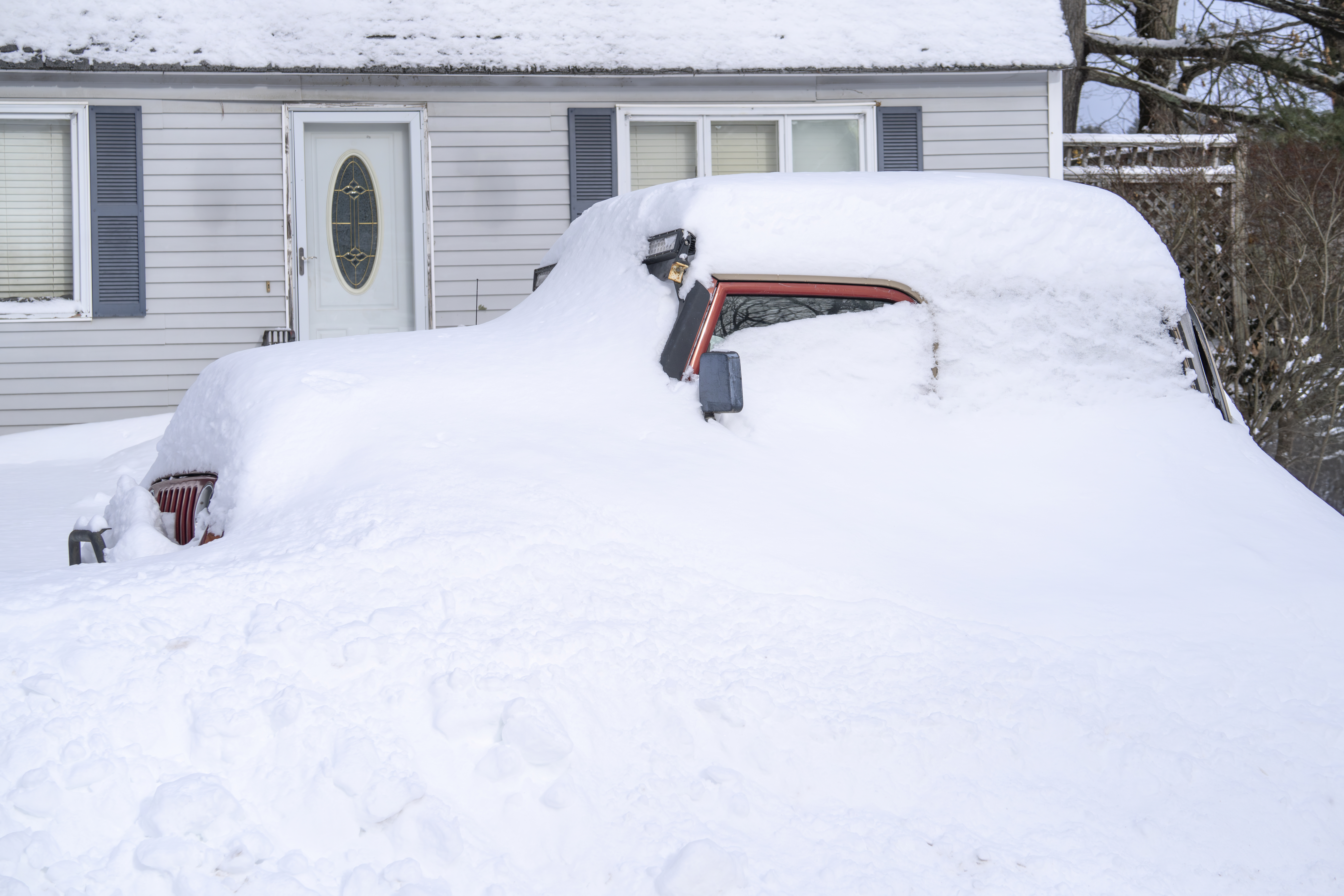 Winter Storm Warning In 11 States, 4 Feet of Snow To Hit—'Life-Threatening'