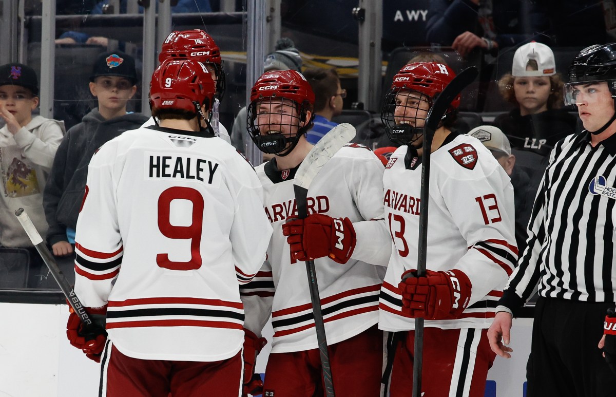 Como assistir Harvard x Yale: transmissão ao vivo de canais de TV de hóquei universitário