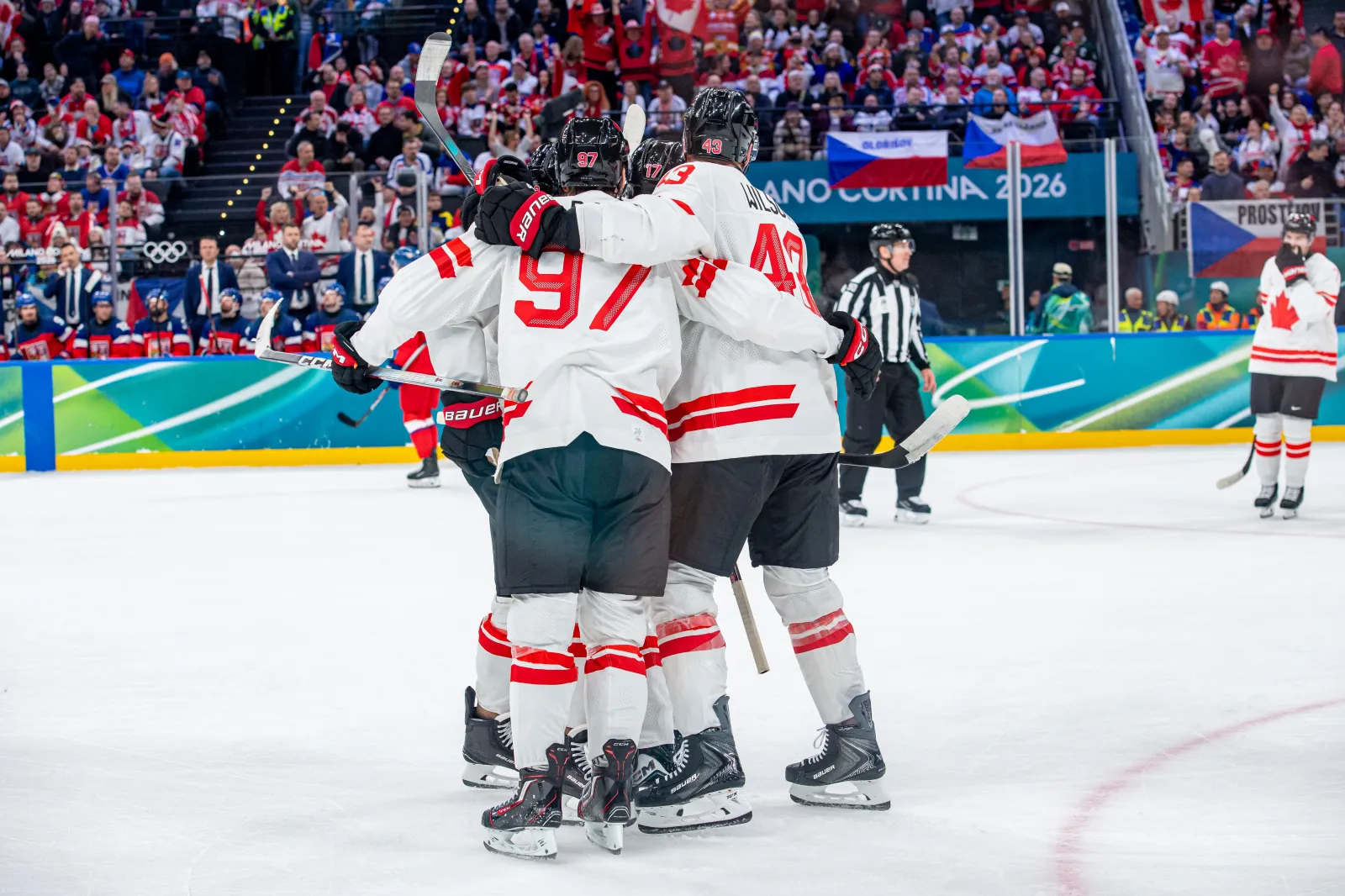 Connor McDavid Hails Macklin Celebrini: A Bright Future for Canadian Hockey