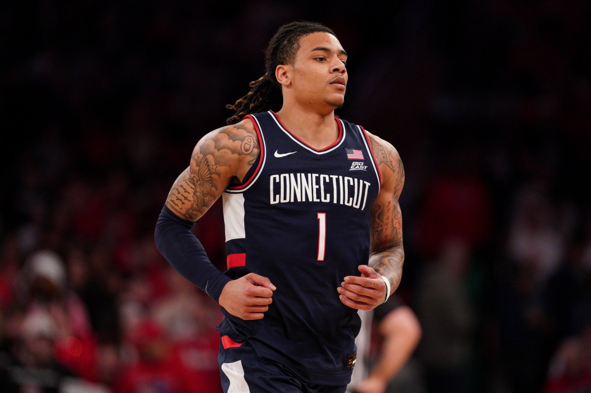 Como assistir Seton Hall x UConn: transmissão ao vivo de basquete universitário, canais de TV da NCAA